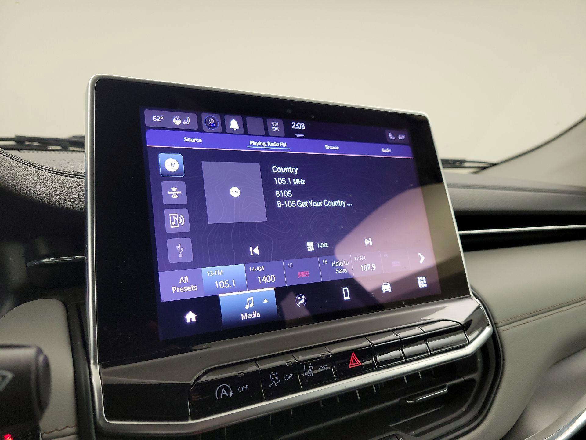 Thumbnail: 2022 Jeep Compass - 15