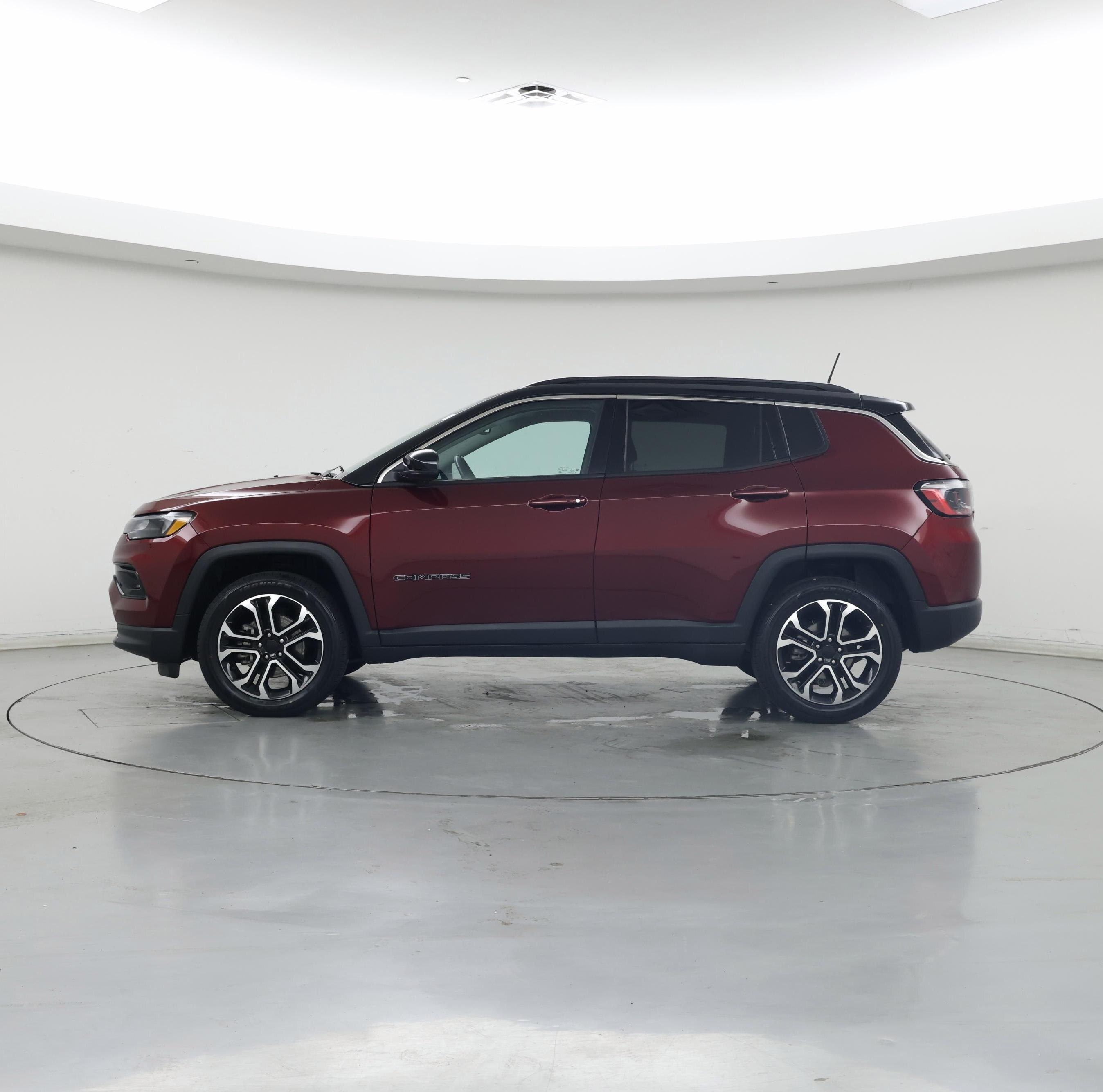 Thumbnail: 2022 Jeep Compass - 3