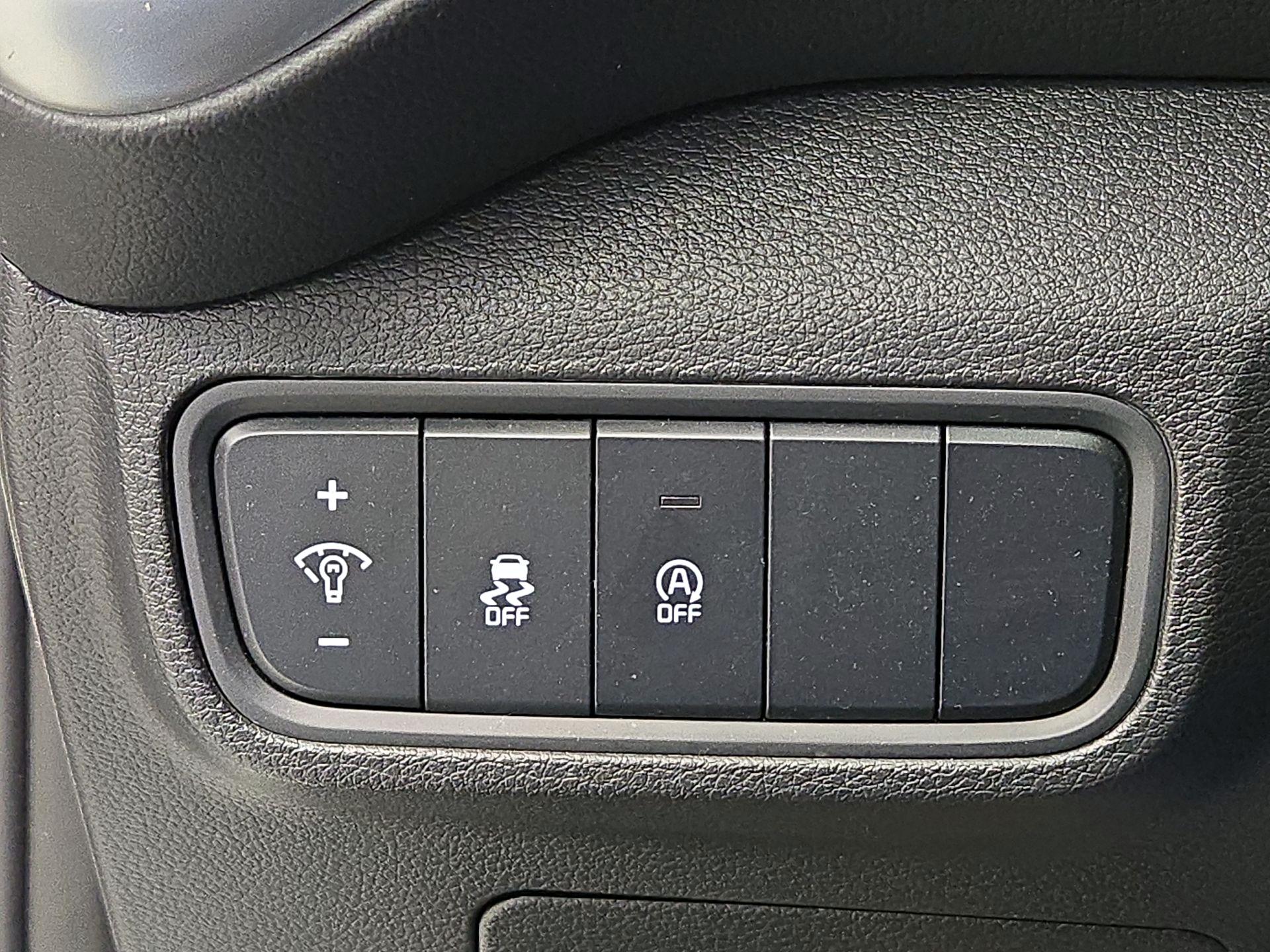 Thumbnail: 2023 Kia Soul - 13