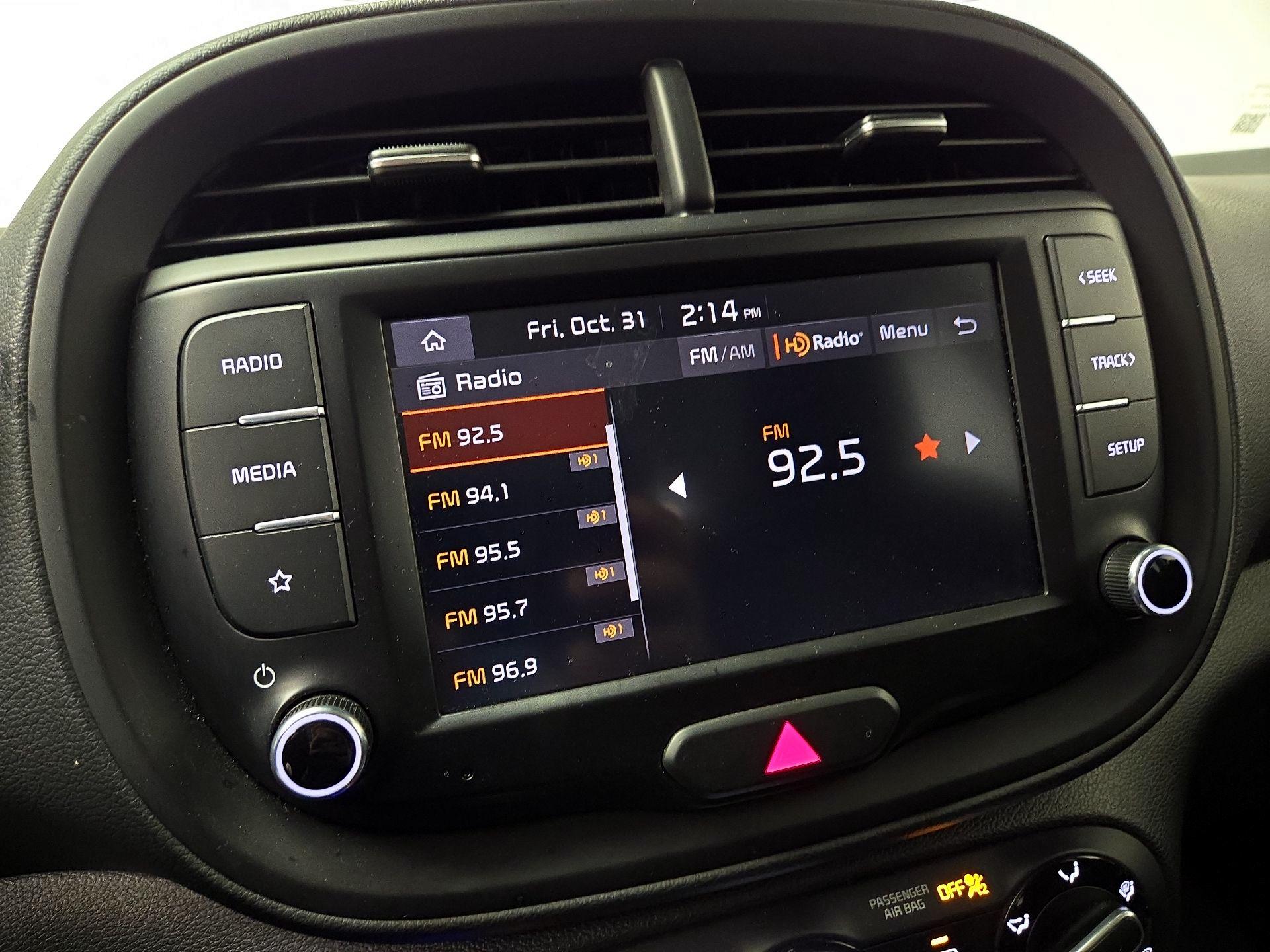 Thumbnail: 2023 Kia Soul - 15