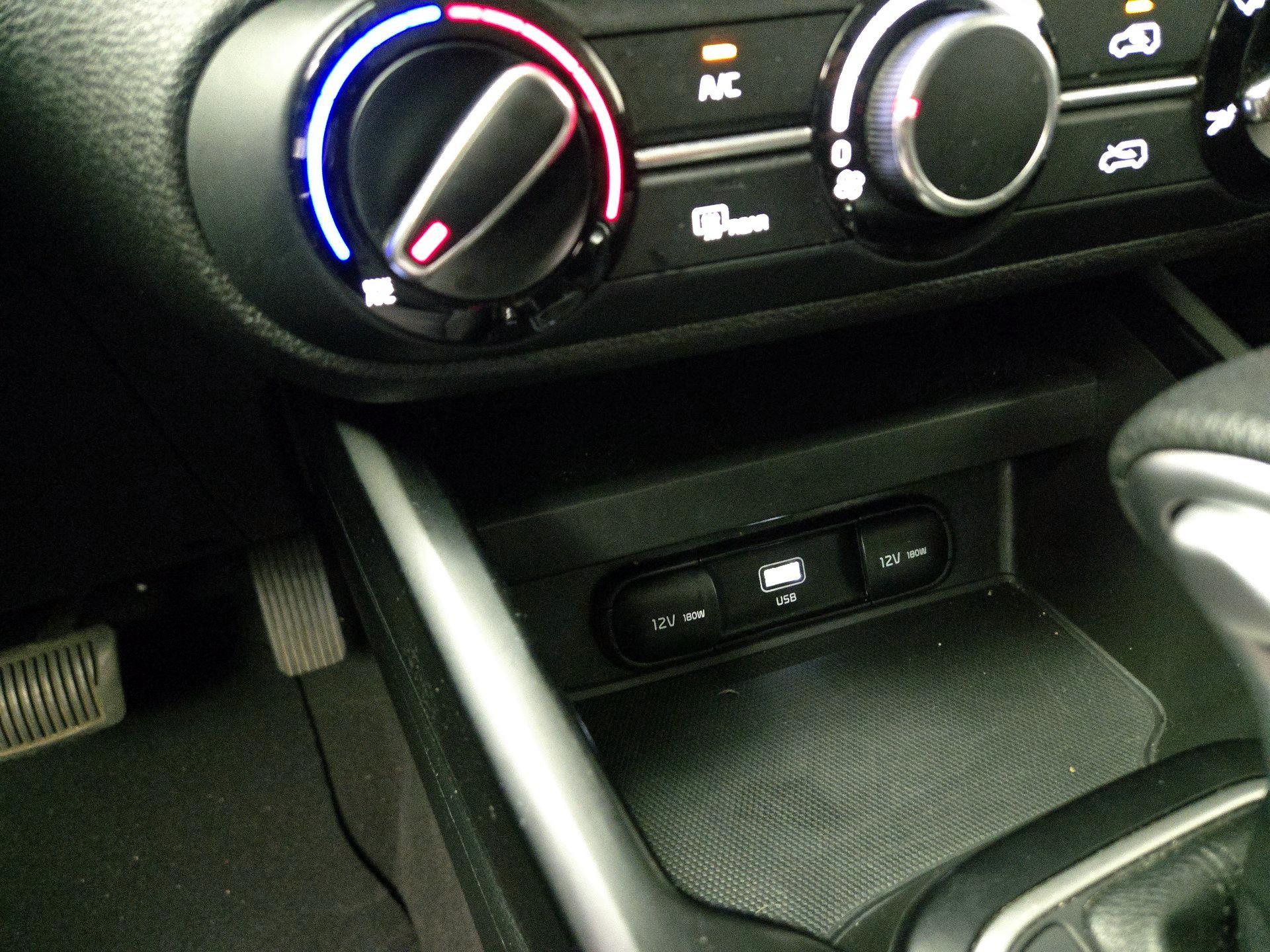 Thumbnail: 2023 Kia Soul - 18