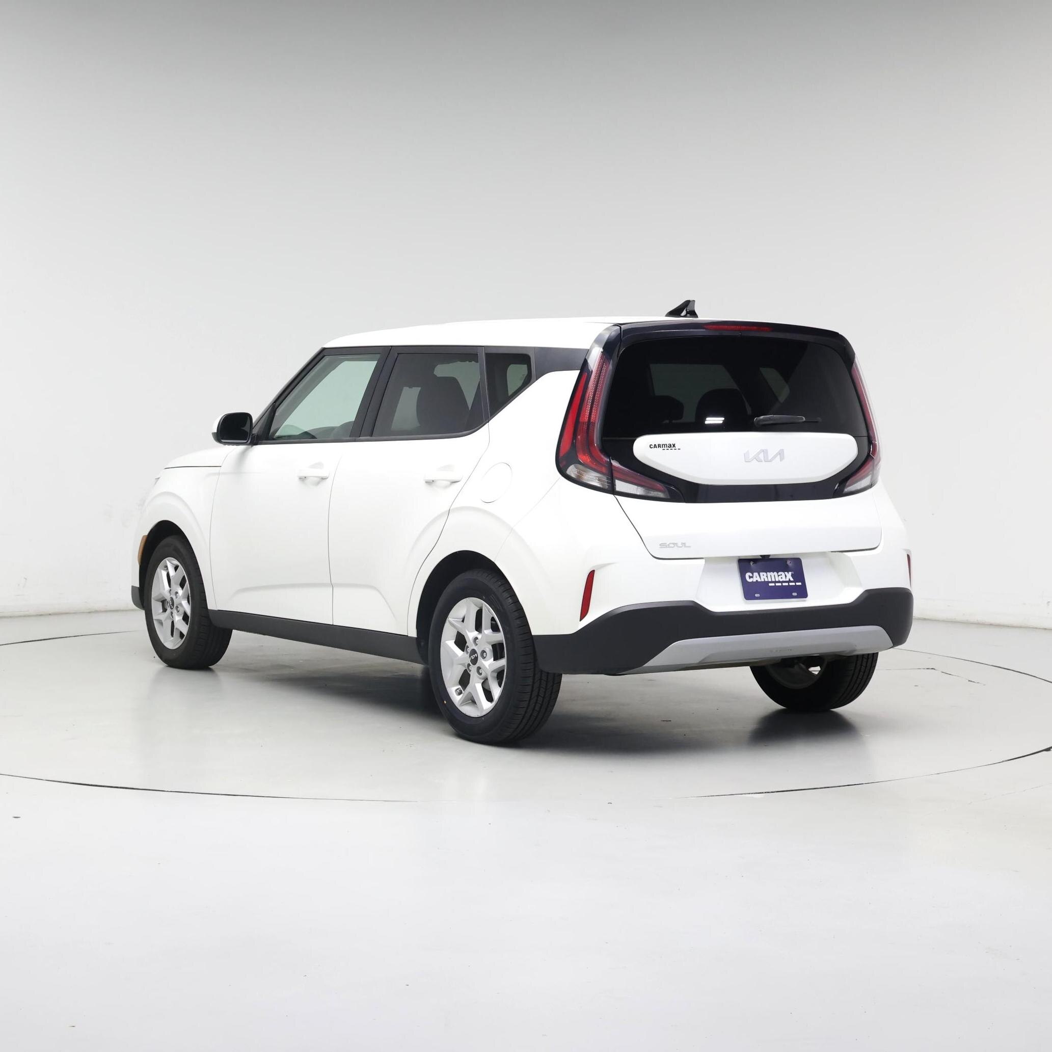 Thumbnail: 2023 Kia Soul - 2