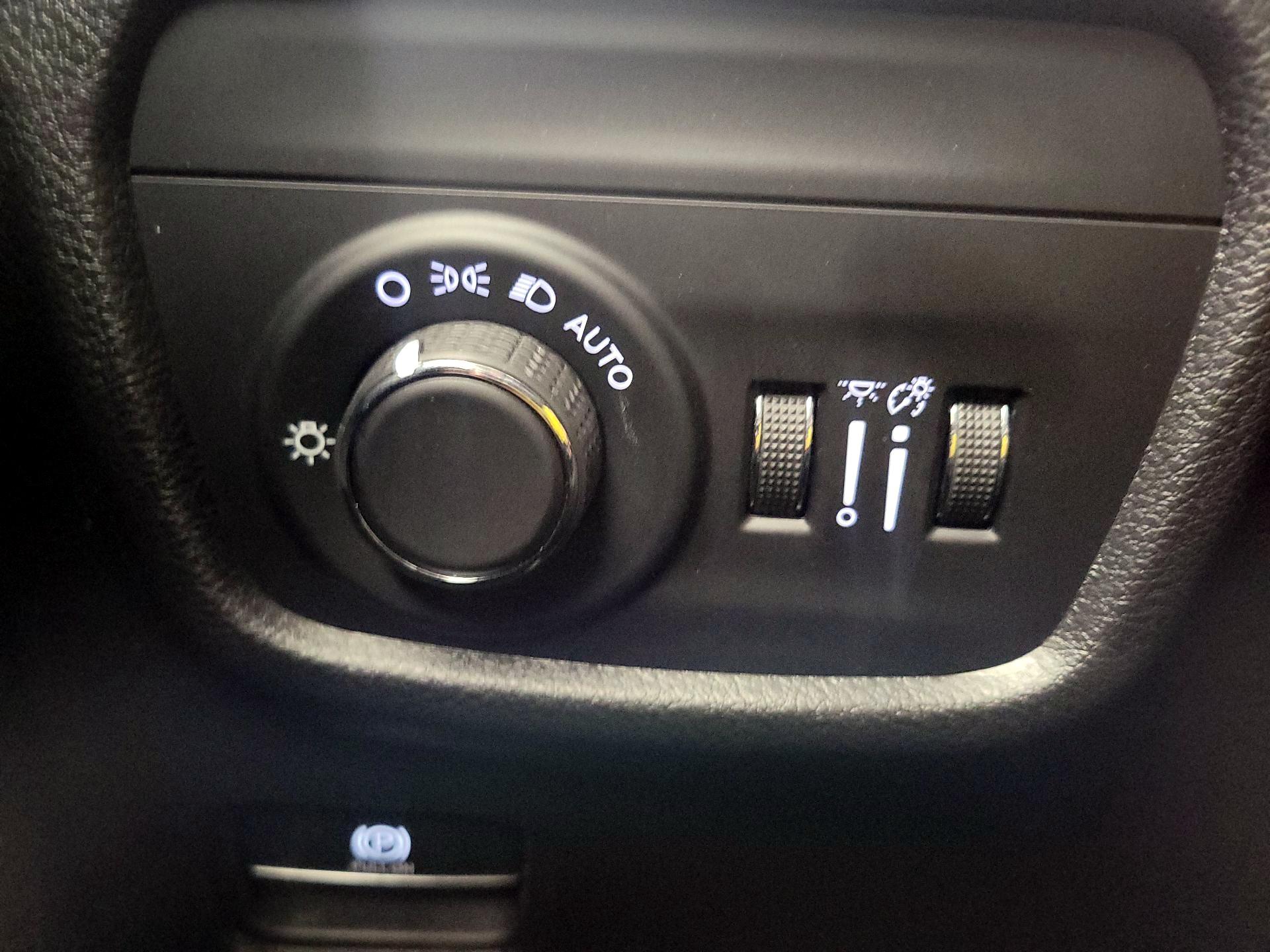 Thumbnail: 2023 Jeep Grand Cherokee L - 13