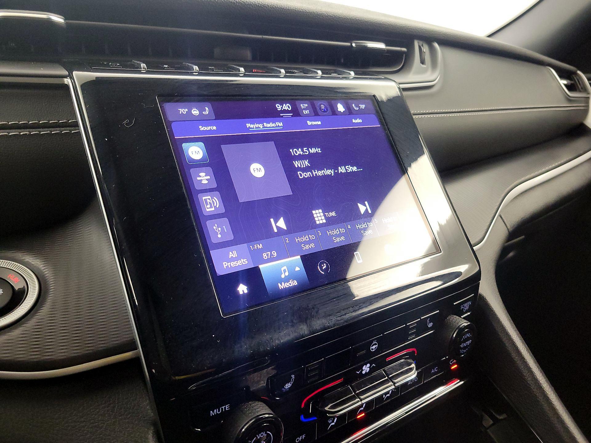 Thumbnail: 2023 Jeep Grand Cherokee L - 15