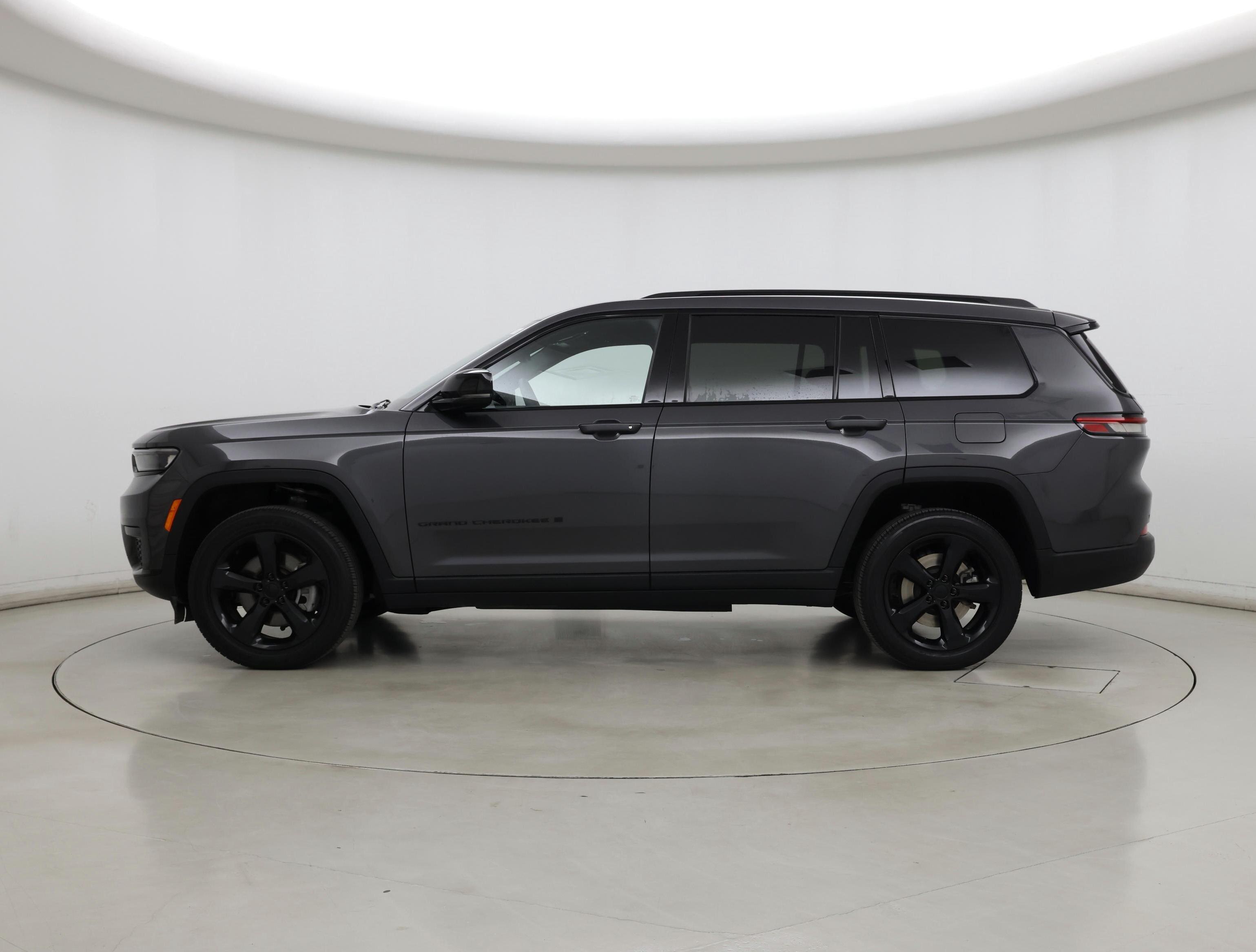 Thumbnail: 2023 Jeep Grand Cherokee L - 3