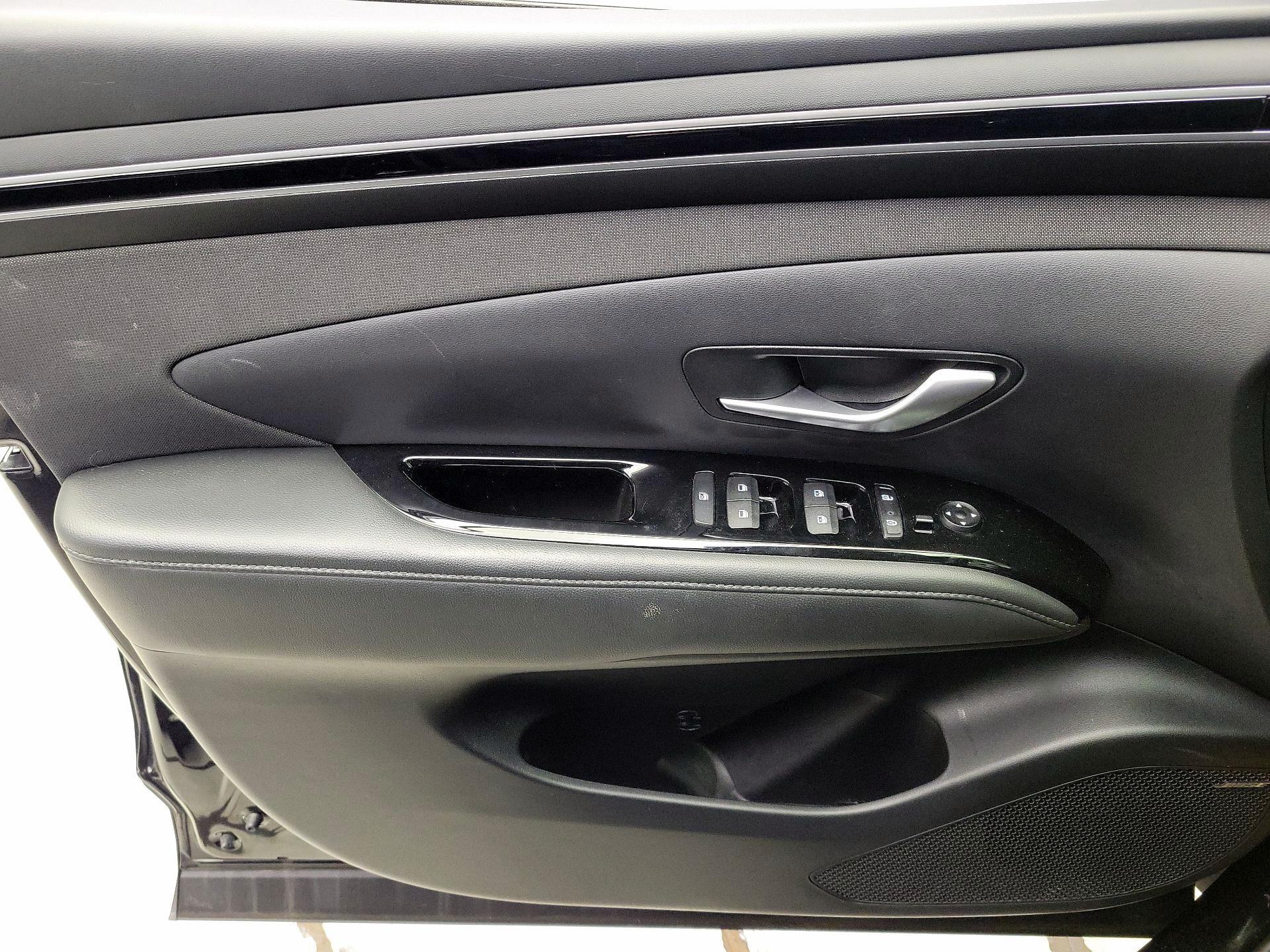 Thumbnail: 2022 Hyundai Tucson - 12