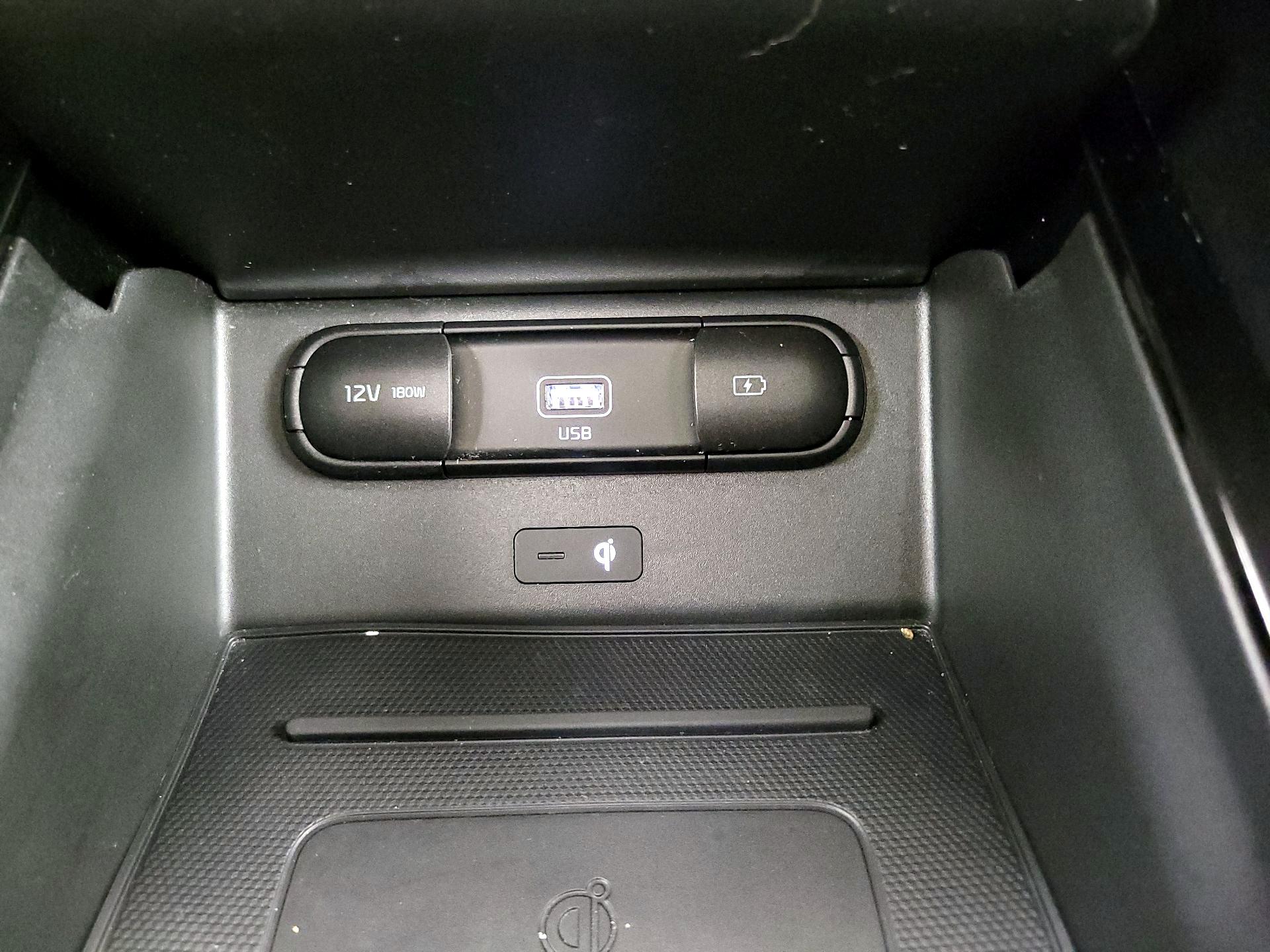 Thumbnail: 2022 Kia Telluride - 19