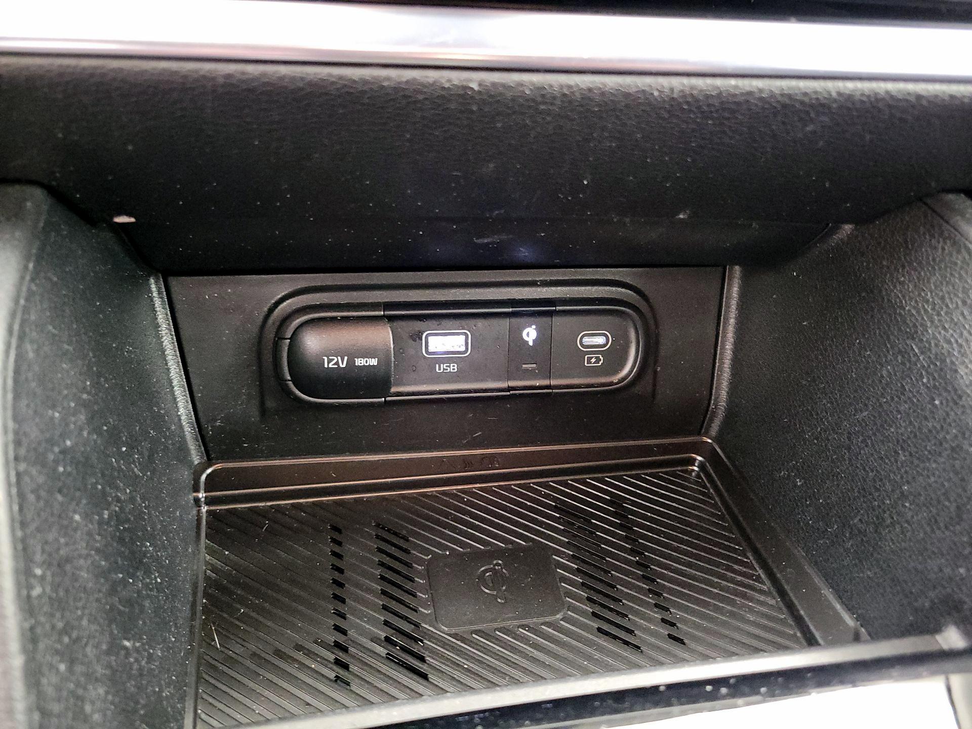 Thumbnail: 2023 Kia Sportage - 19