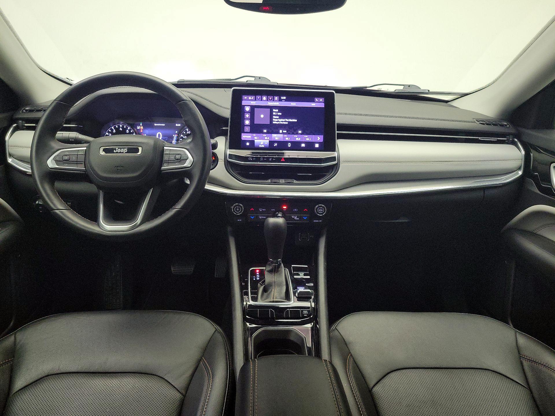 Thumbnail: 2022 Jeep Compass - 9