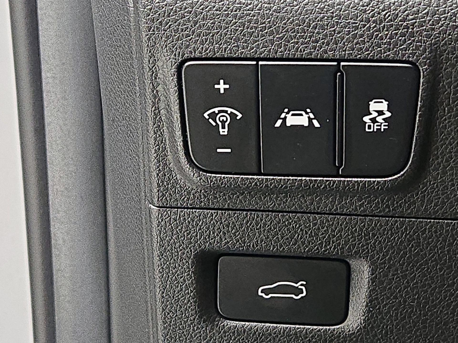 Thumbnail: 2023 Kia K5 - 13