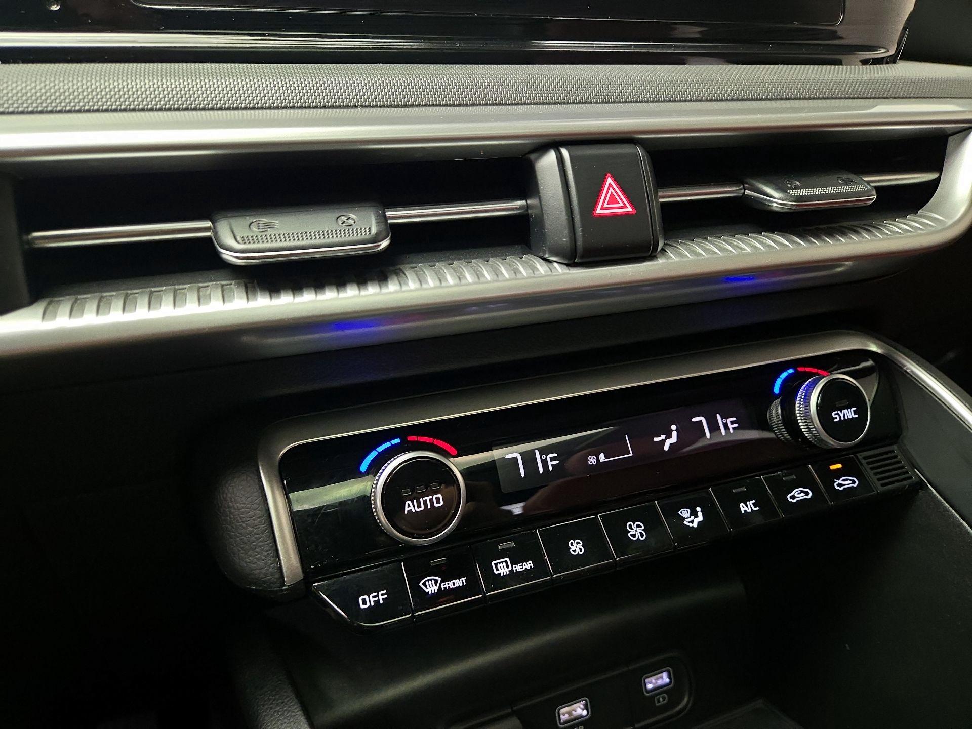 Thumbnail: 2023 Kia K5 - 17