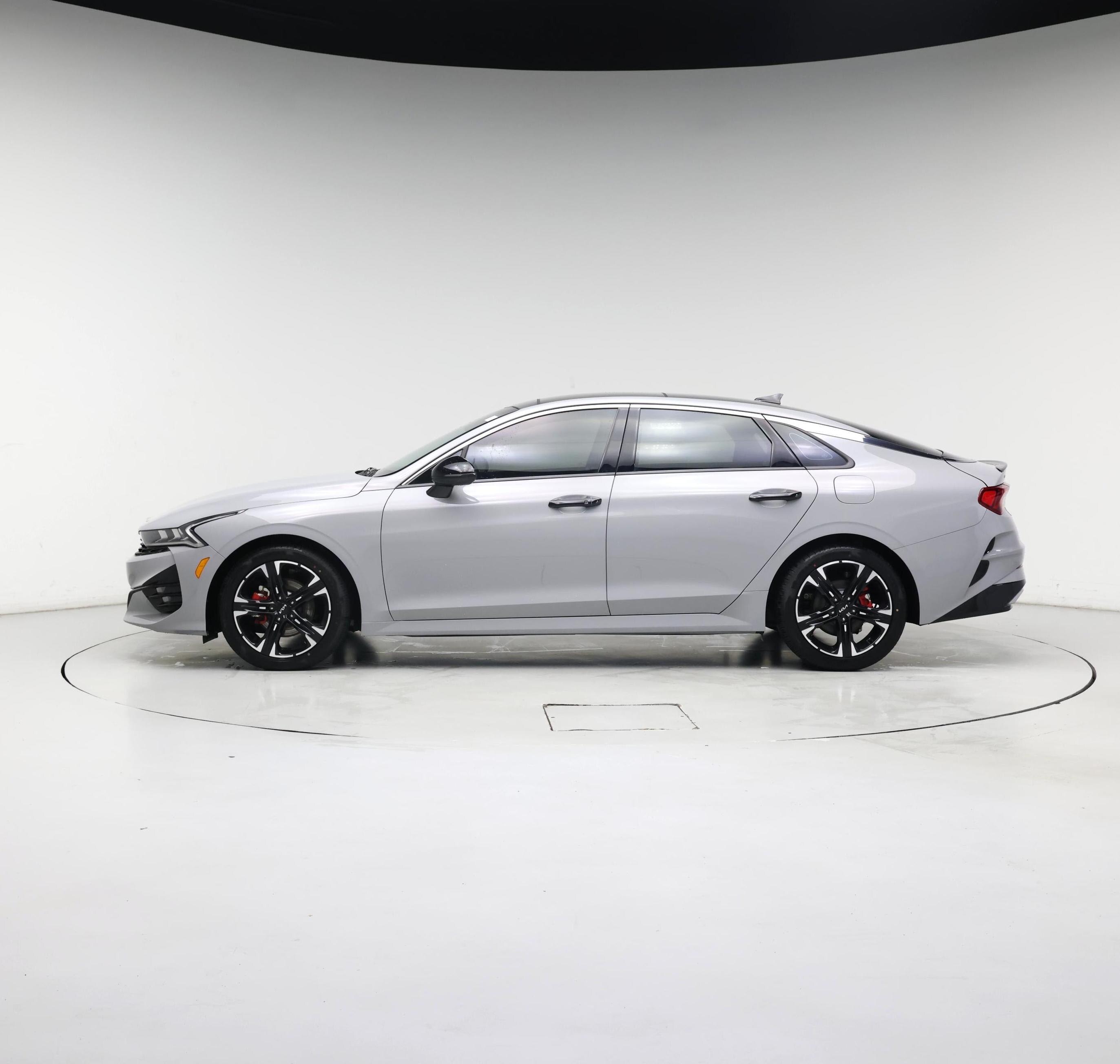 Thumbnail: 2023 Kia K5 - 3