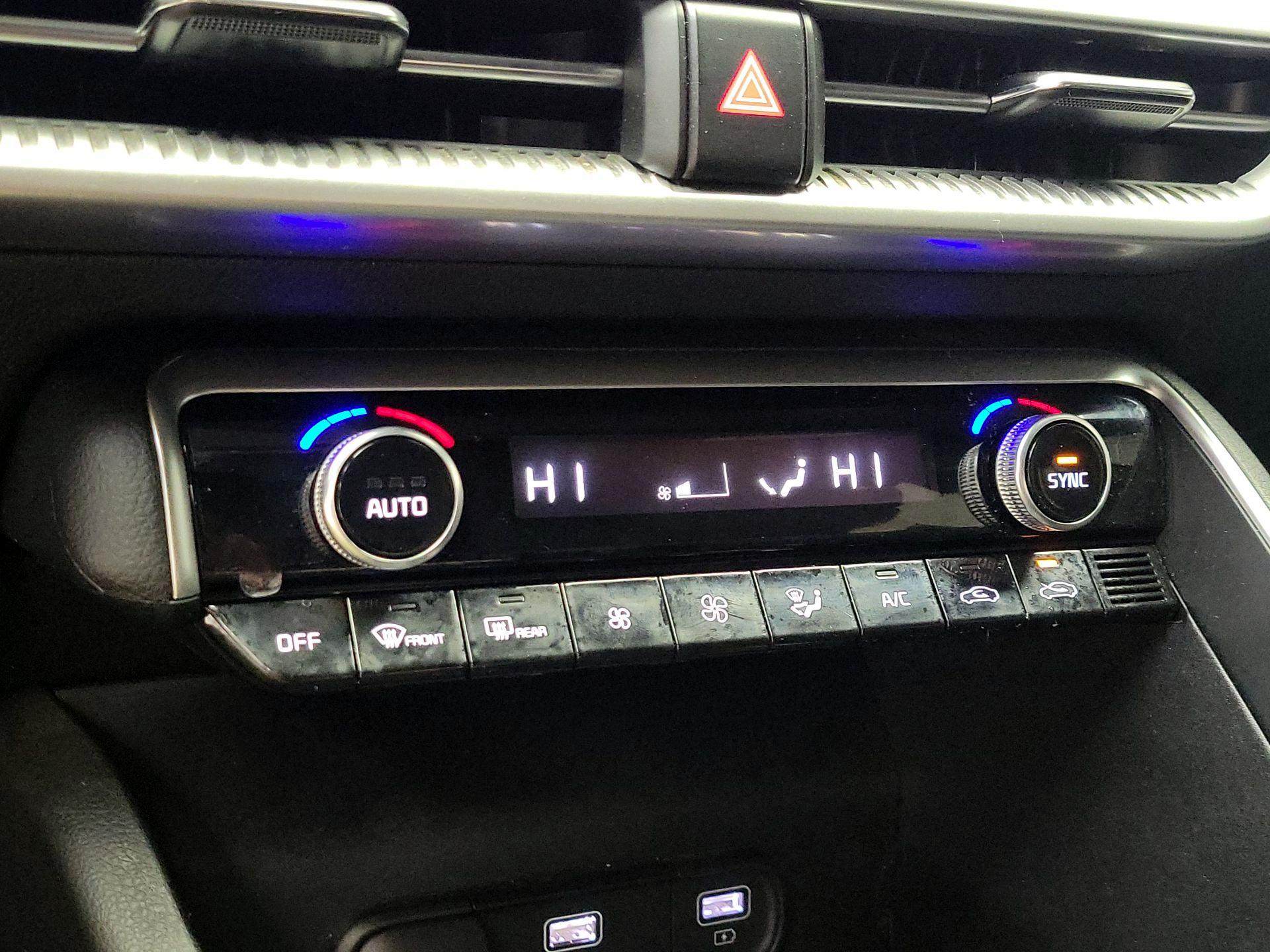 Thumbnail: 2022 Kia K5 - 17