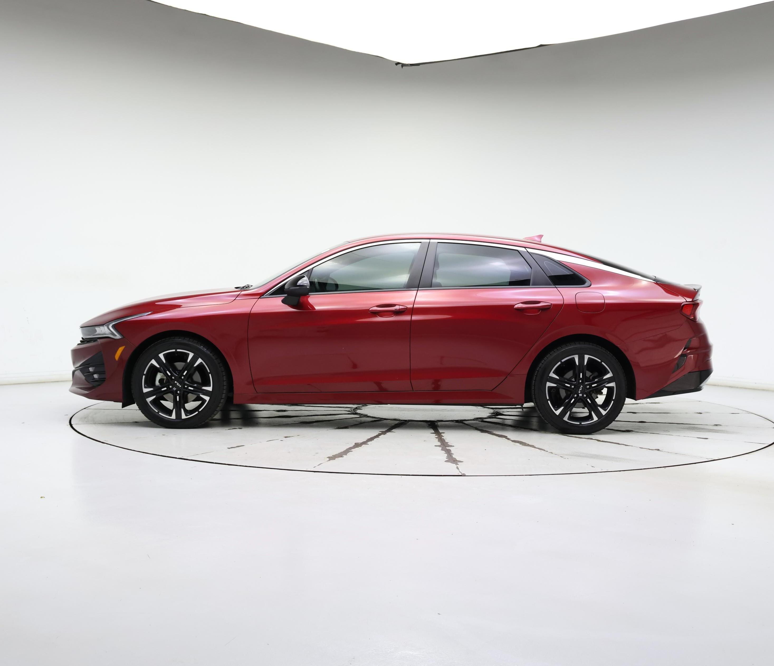 Thumbnail: 2022 Kia K5 - 3