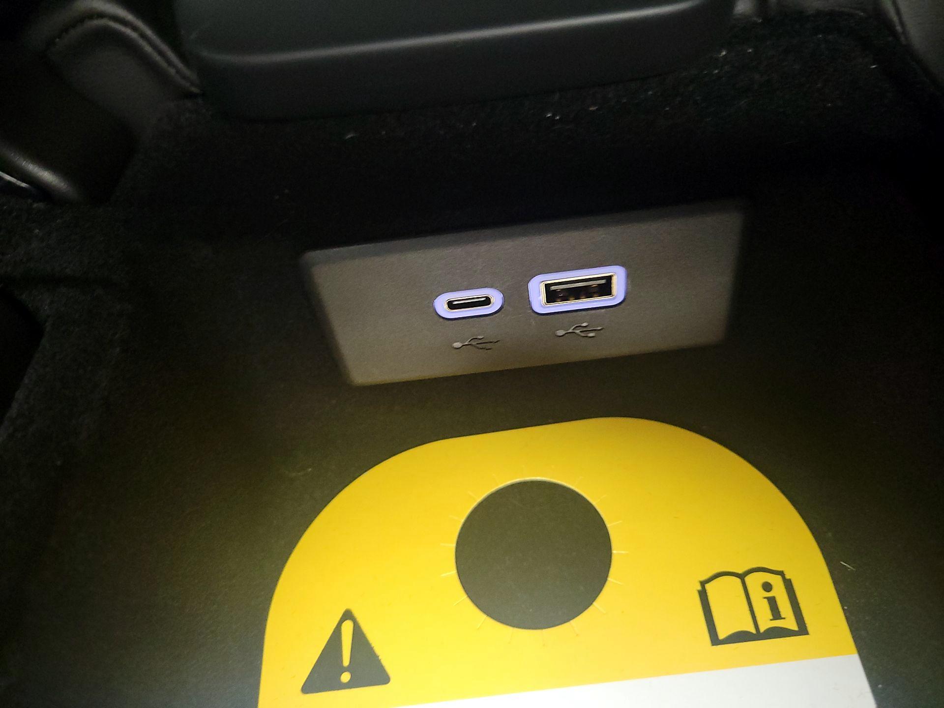 Thumbnail: 2024 Chevrolet Corvette - 18