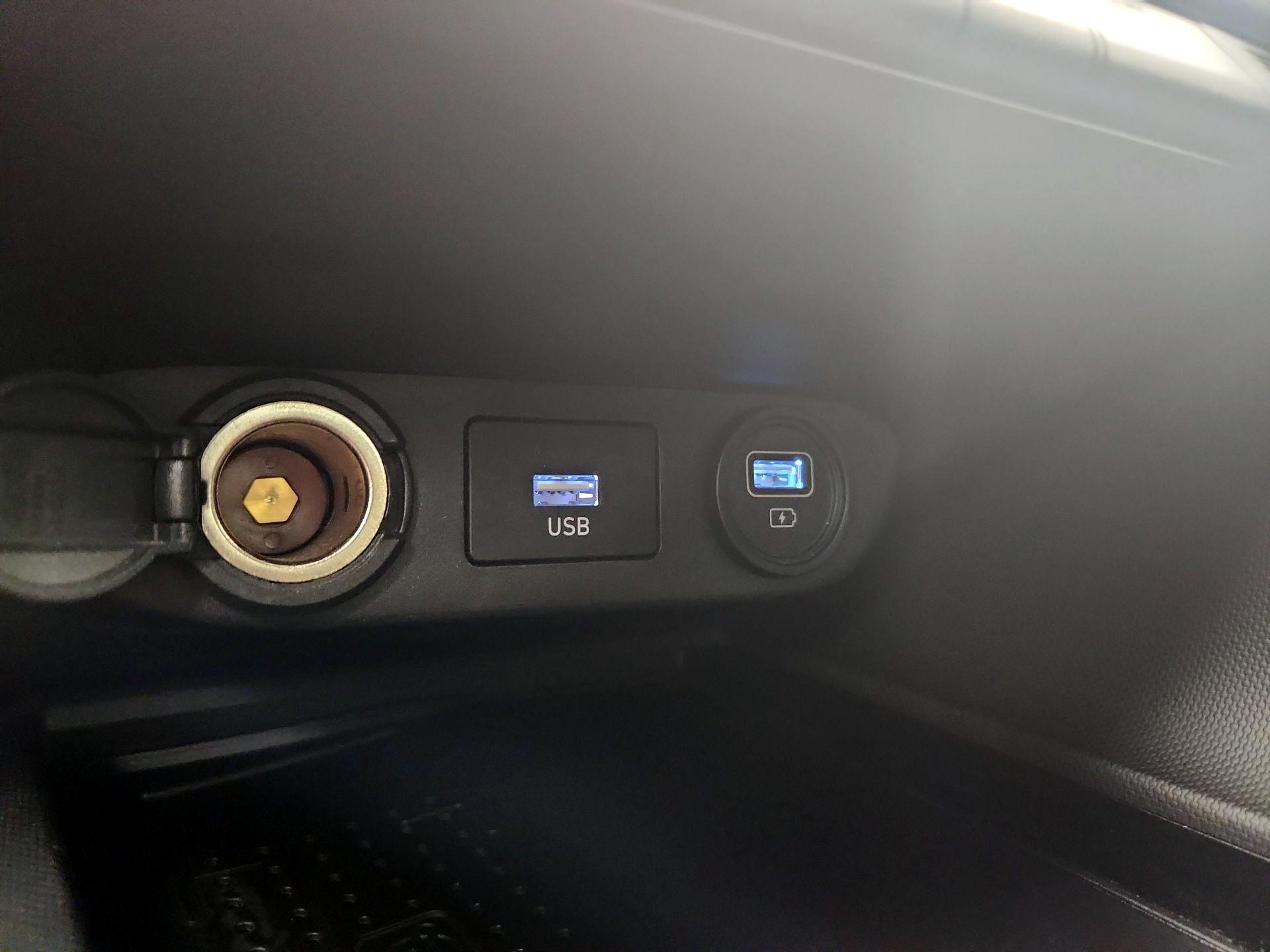 Thumbnail: 2023 Hyundai Elantra - 19