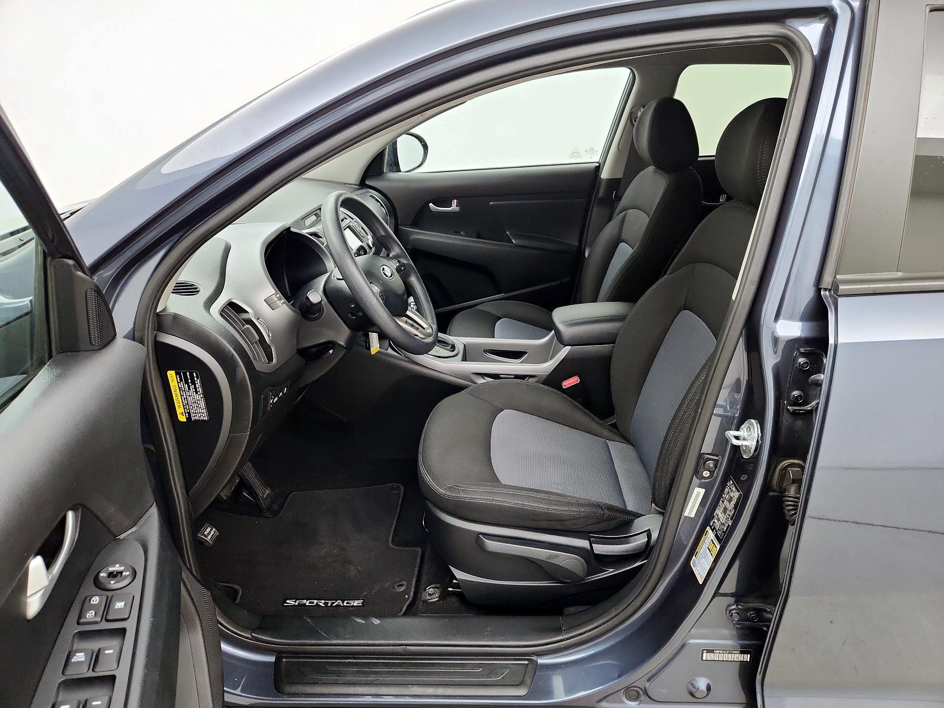 Thumbnail: 2015 Kia Sportage - 11