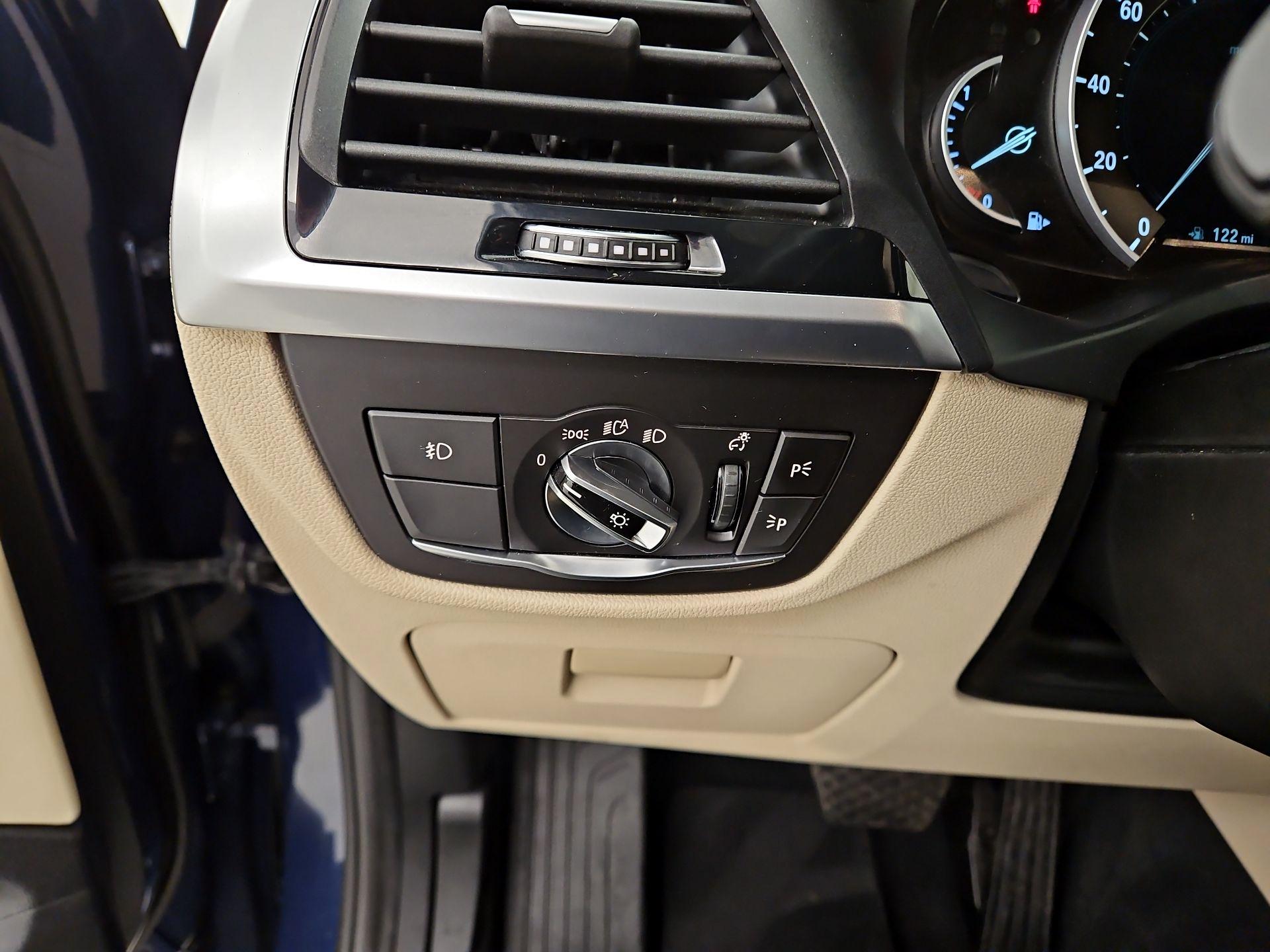 Thumbnail: 2018 BMW X3 - 13