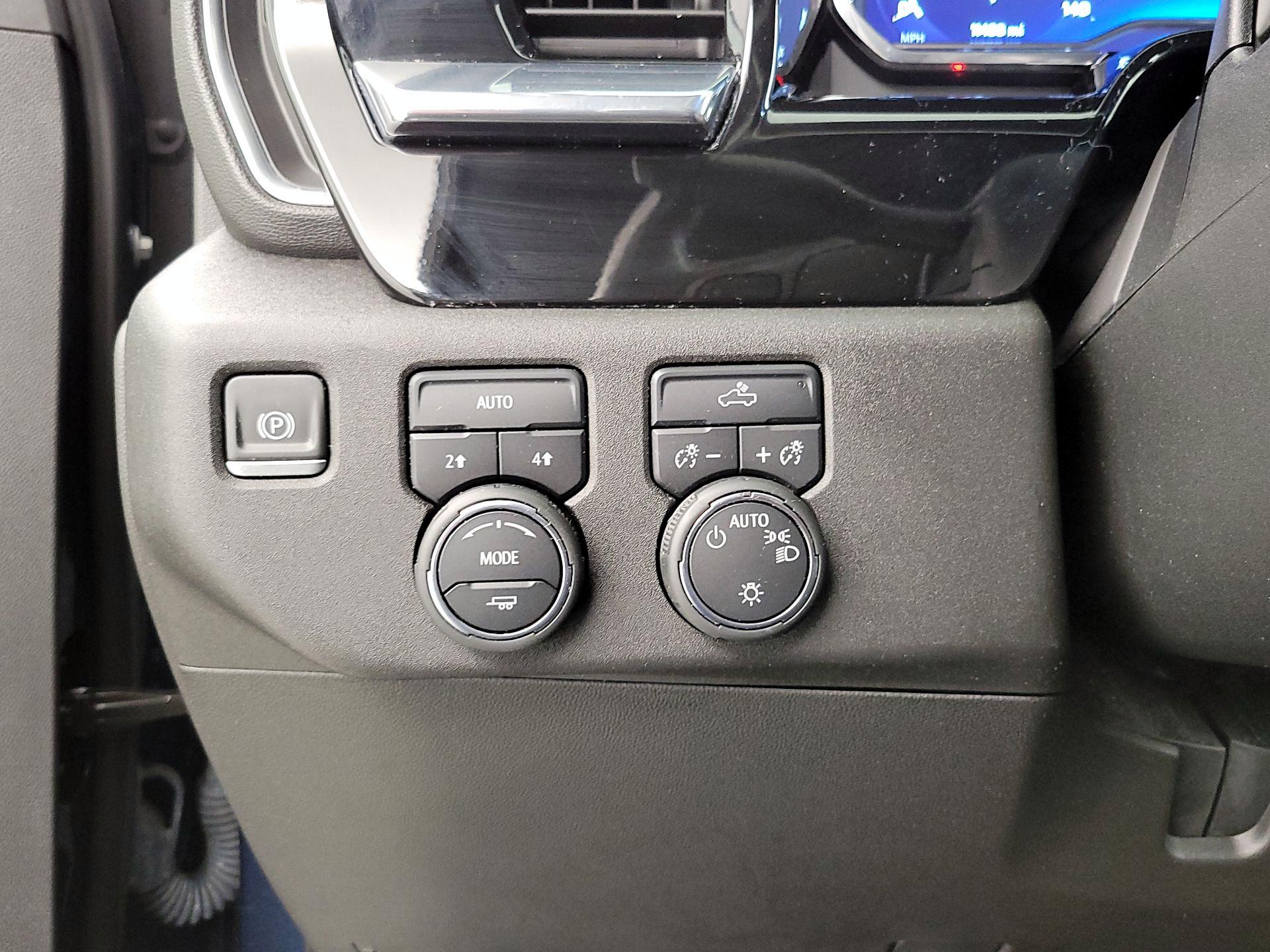 Thumbnail: 2022 Chevrolet Silverado 1500 - 13