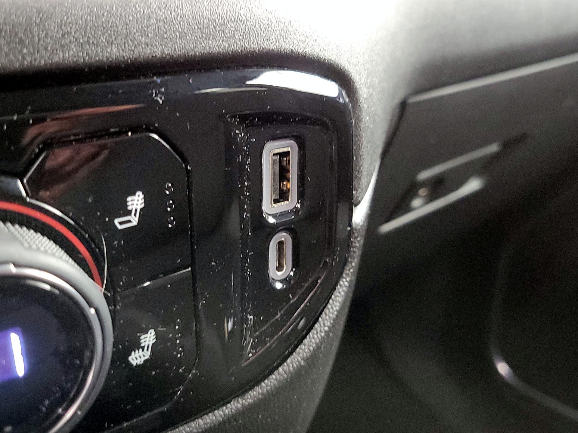 Thumbnail: 2022 Chevrolet Silverado 1500 - 18