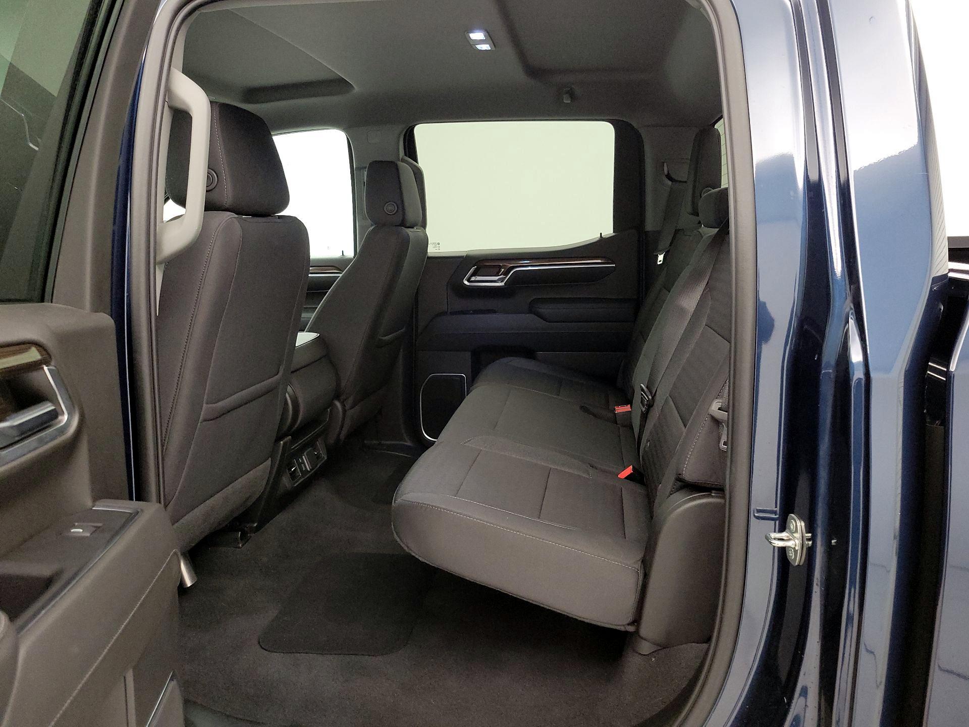 Thumbnail: 2022 Chevrolet Silverado 1500 - 19