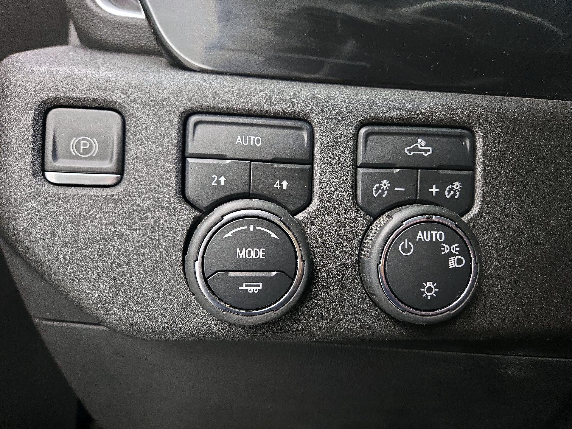 Thumbnail: 2023 Chevrolet Silverado 1500 - 13