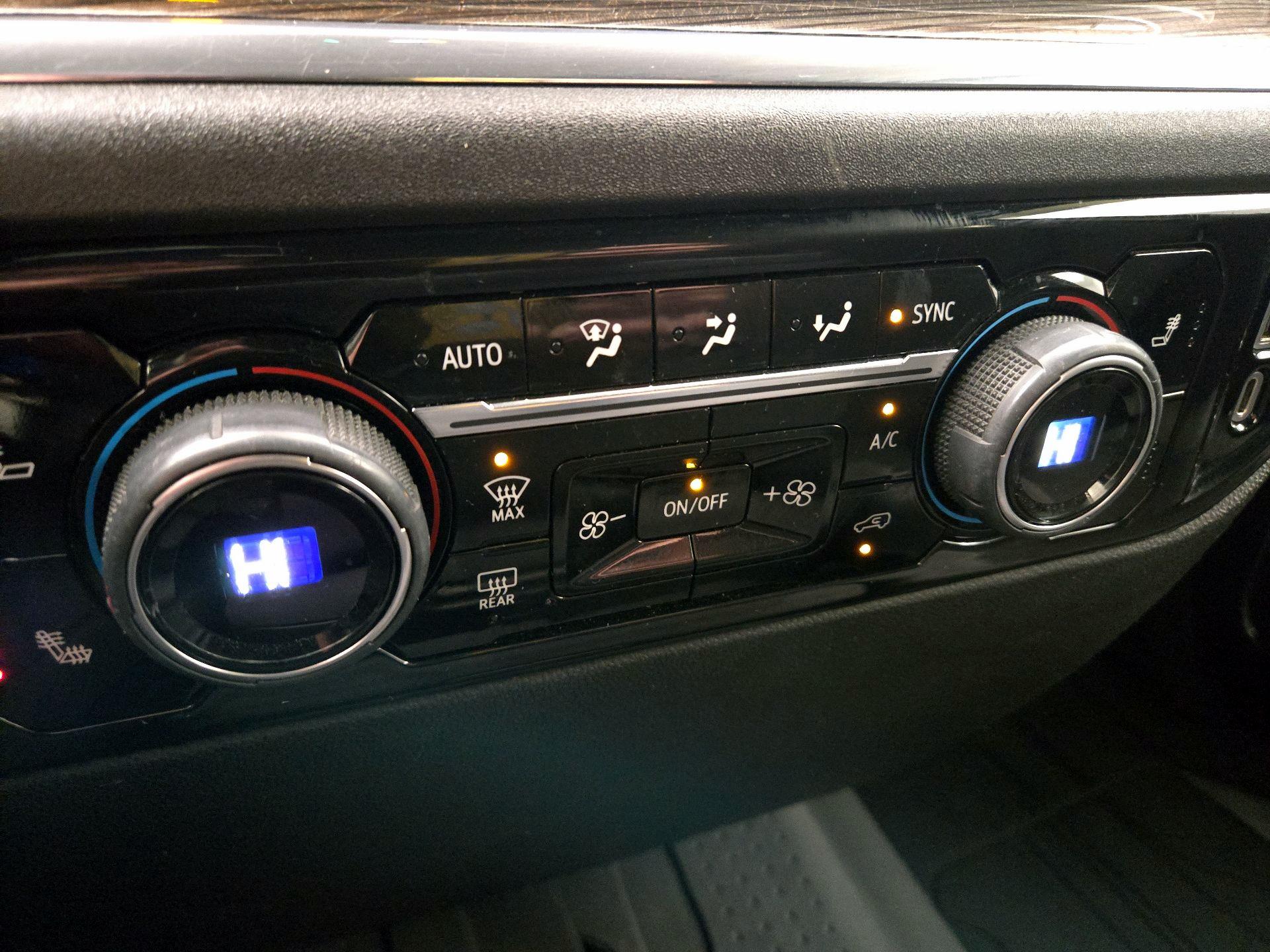 Thumbnail: 2023 Chevrolet Silverado 1500 - 16