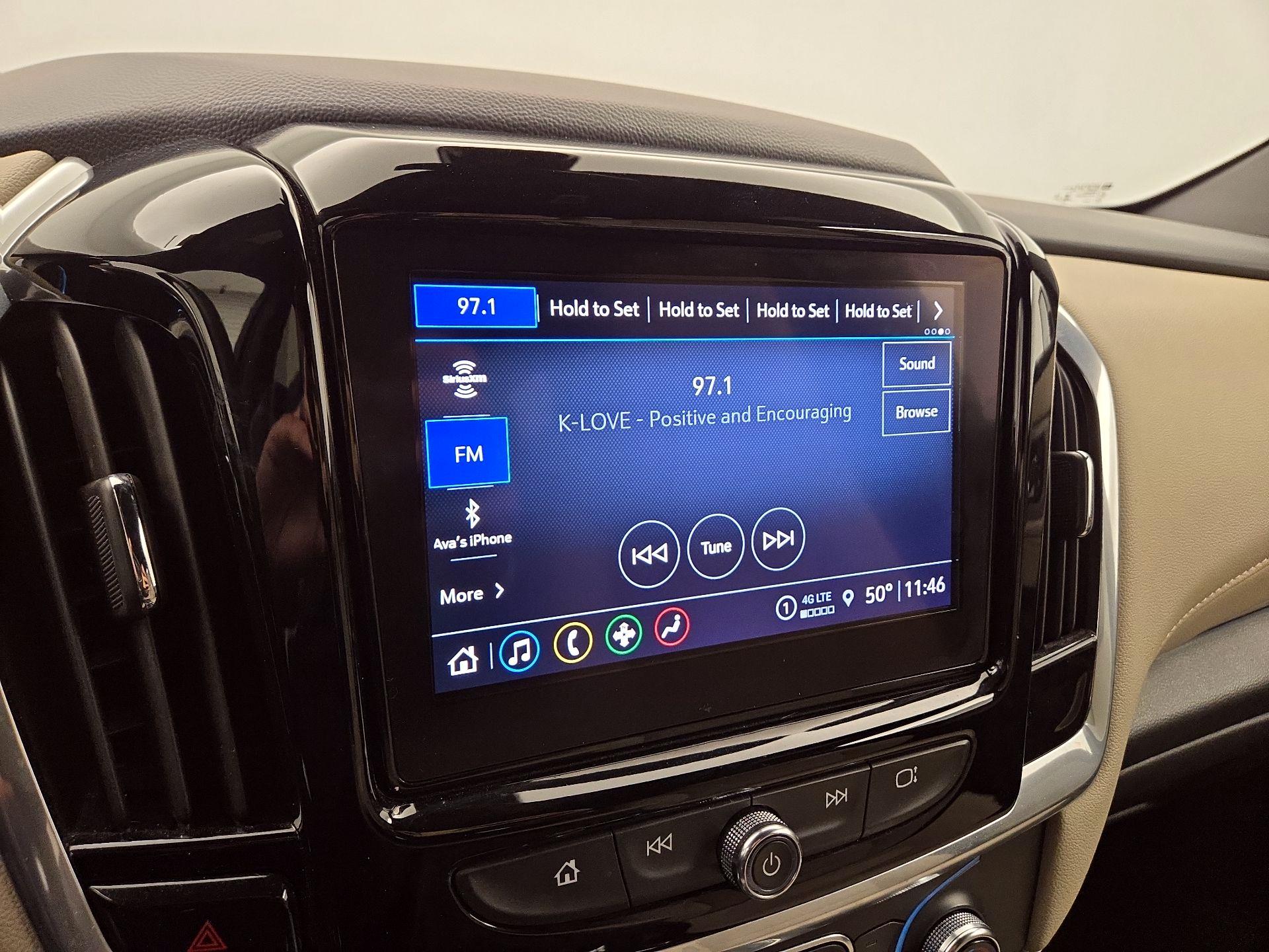 Thumbnail: 2022 Chevrolet Traverse - 15