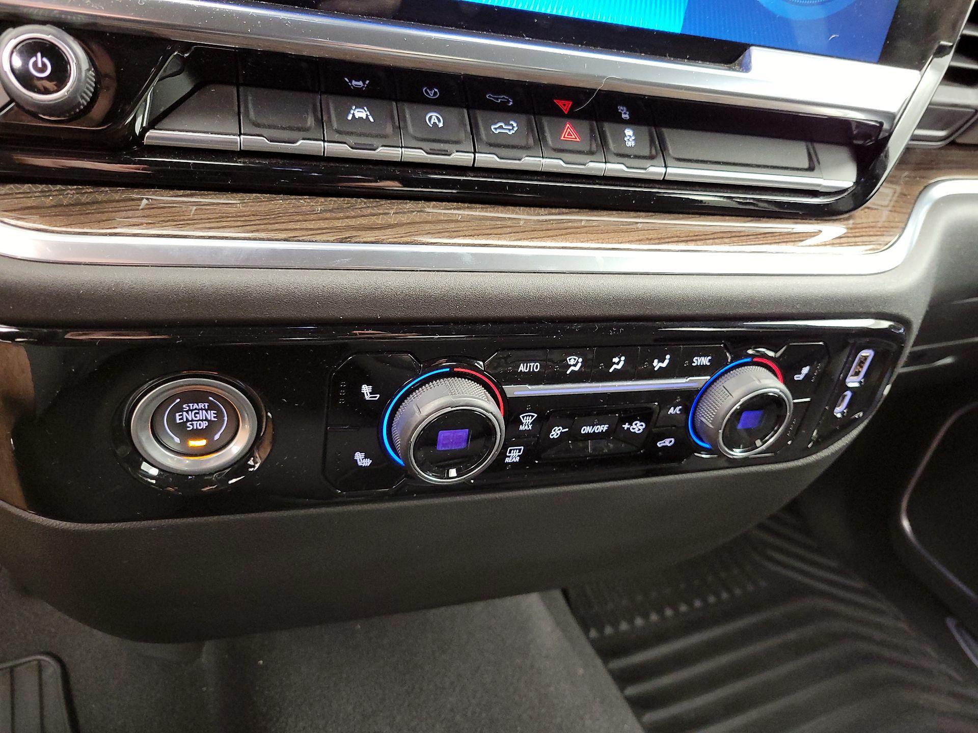 Thumbnail: 2022 Chevrolet Silverado 1500 - 16