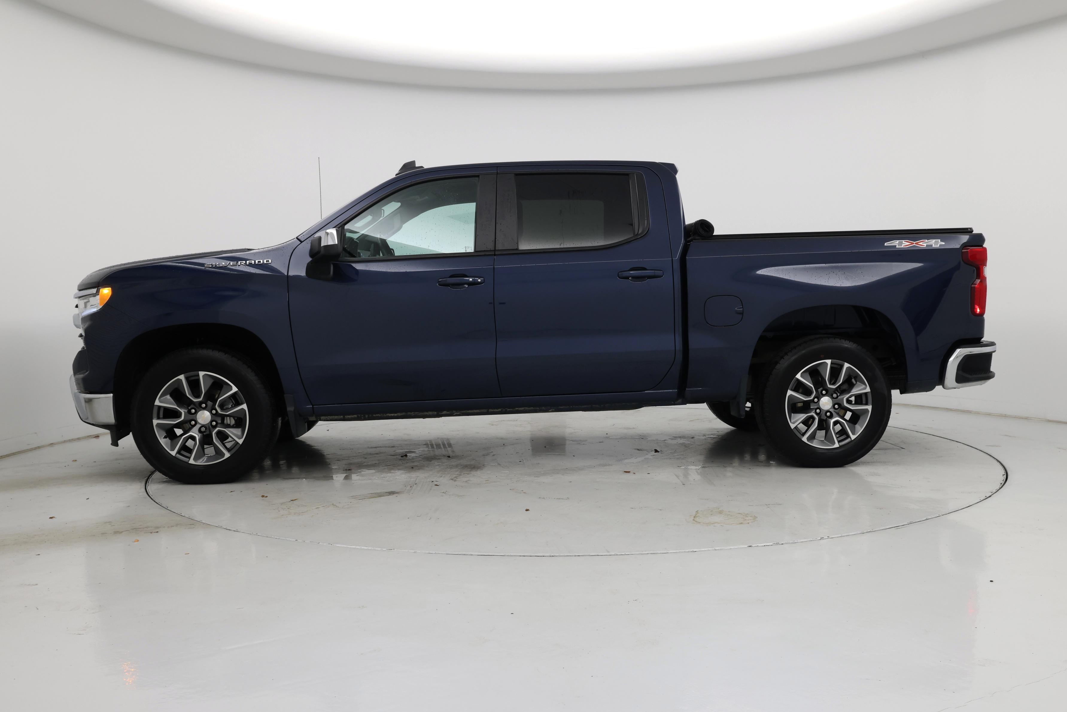 Thumbnail: 2022 Chevrolet Silverado 1500 - 3