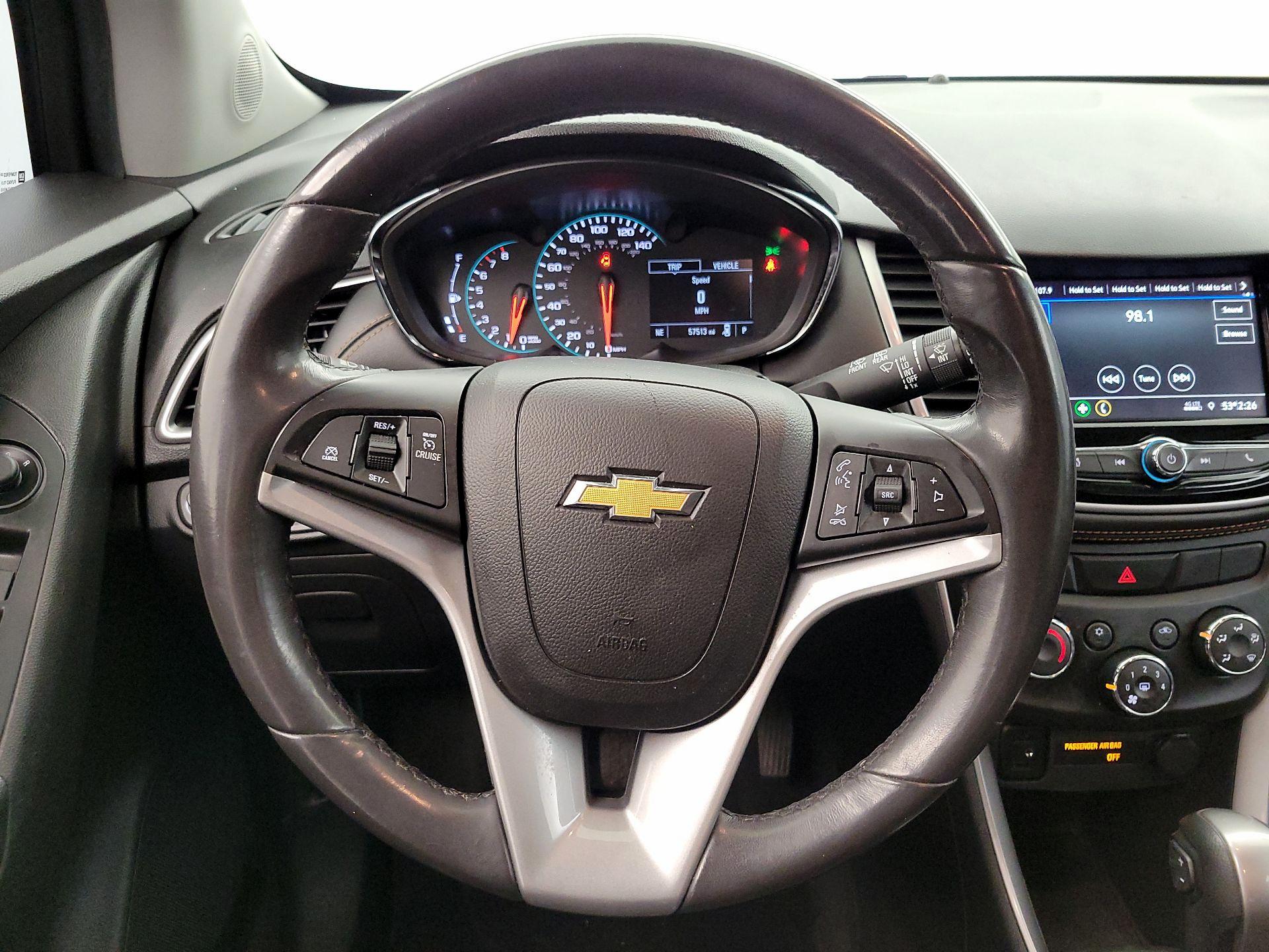 Thumbnail: 2022 Chevrolet Trax - 10