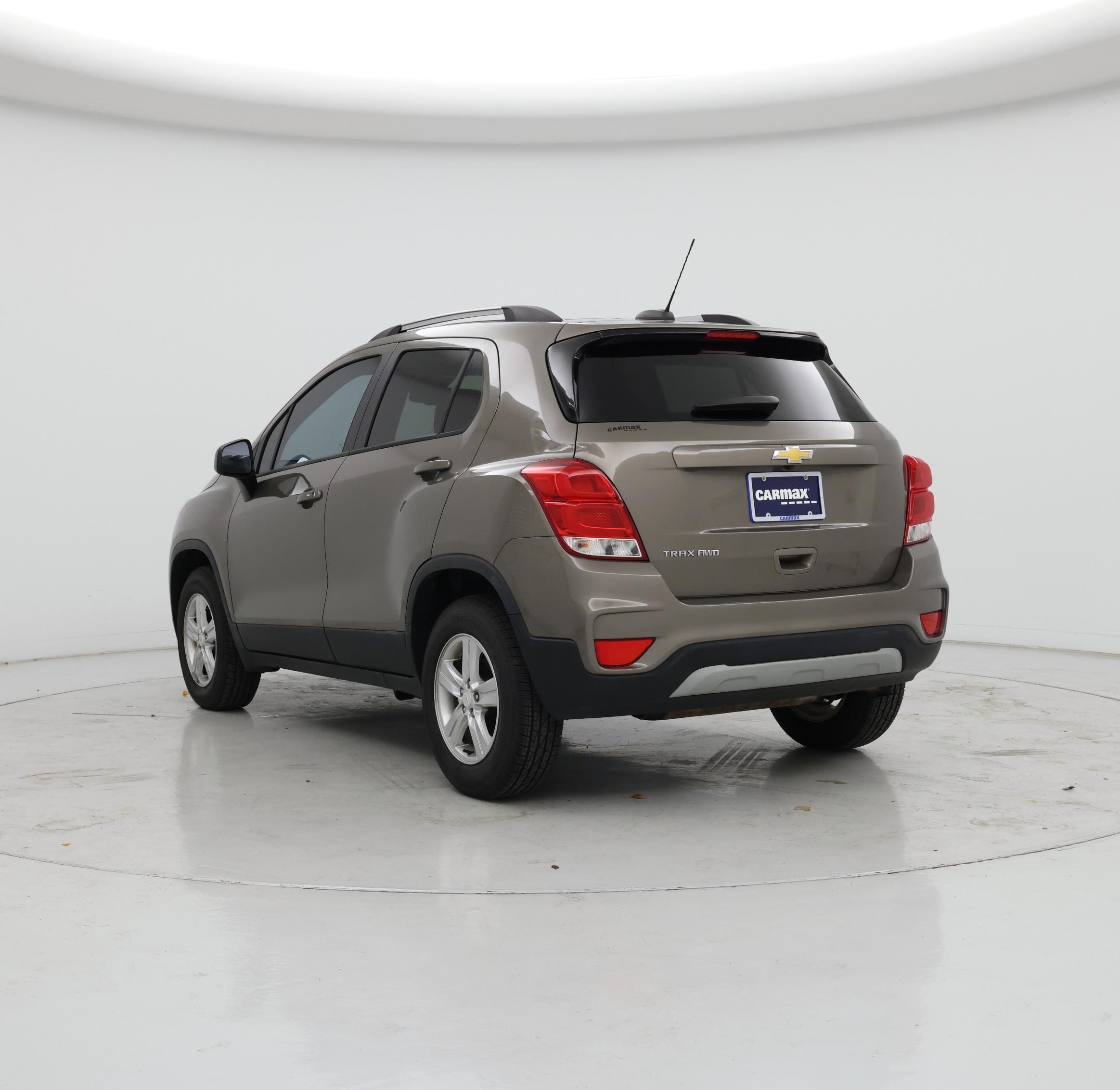 Thumbnail: 2022 Chevrolet Trax - 2