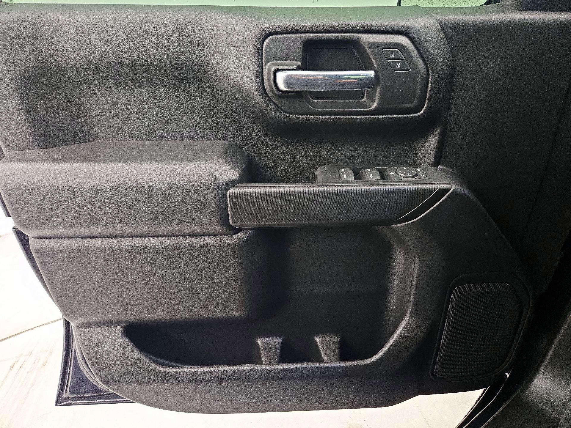 Thumbnail: 2022 Chevrolet Silverado 1500 - 12