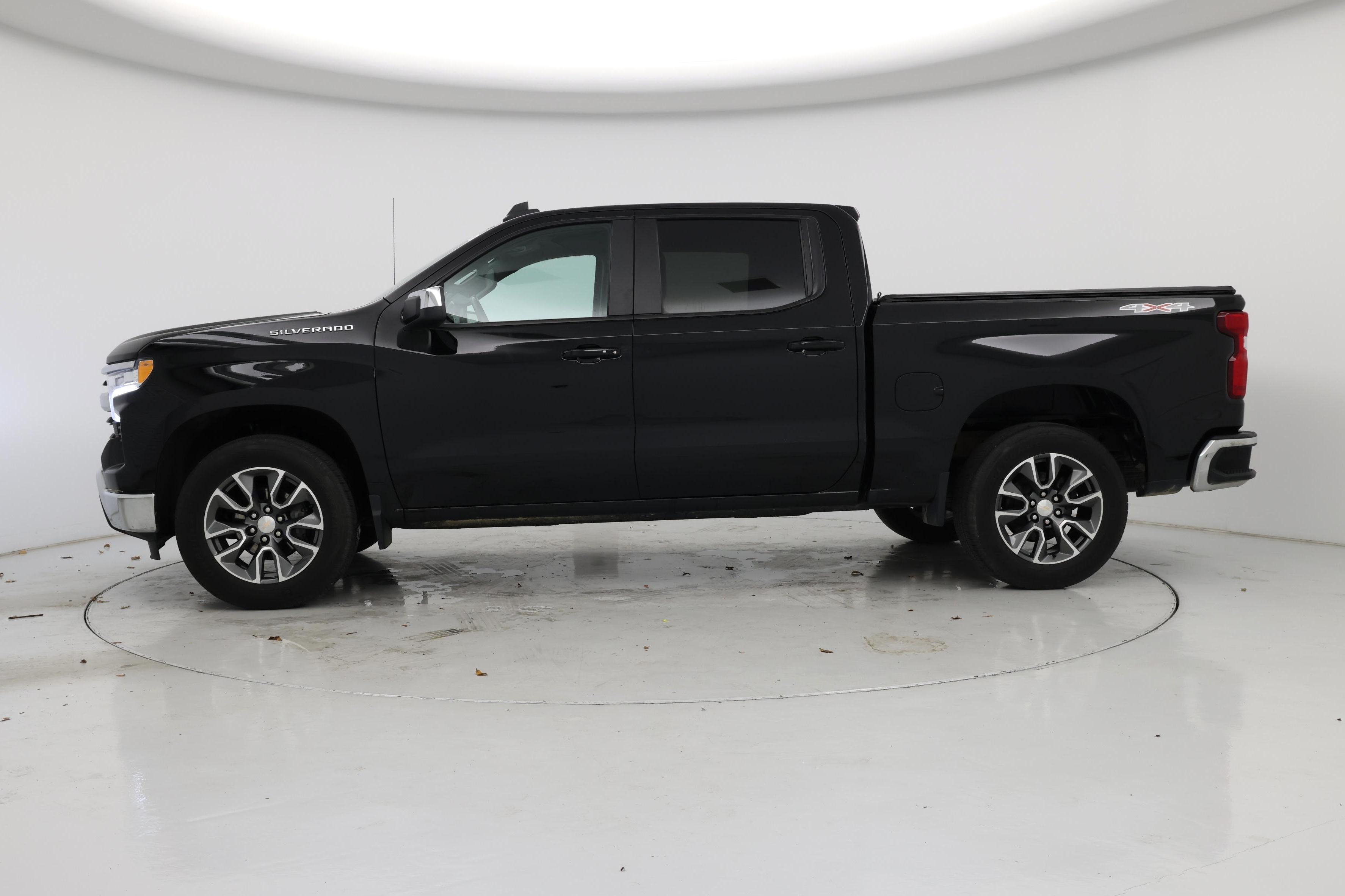 Thumbnail: 2022 Chevrolet Silverado 1500 - 3