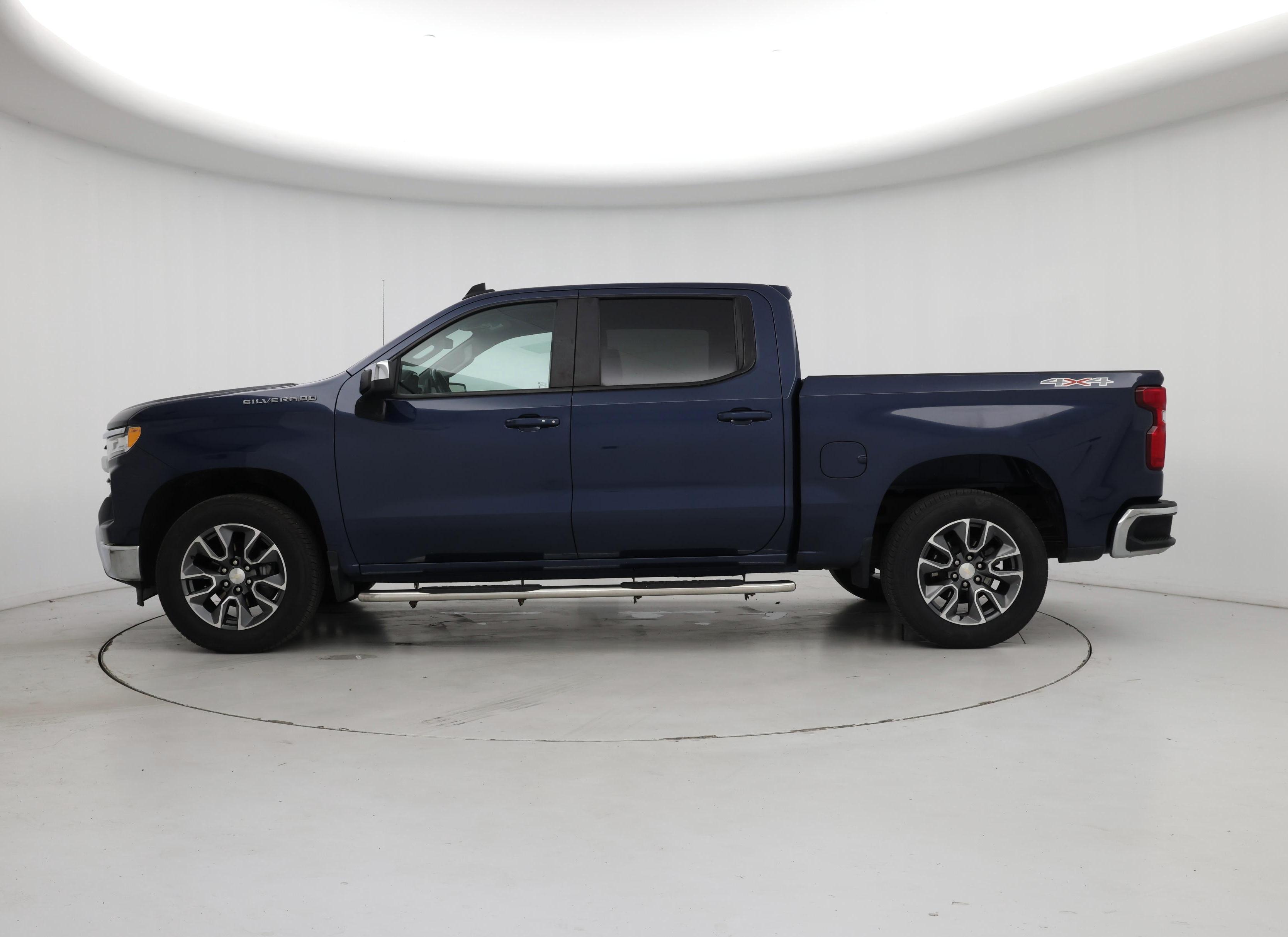 Thumbnail: 2022 Chevrolet Silverado 1500 - 3