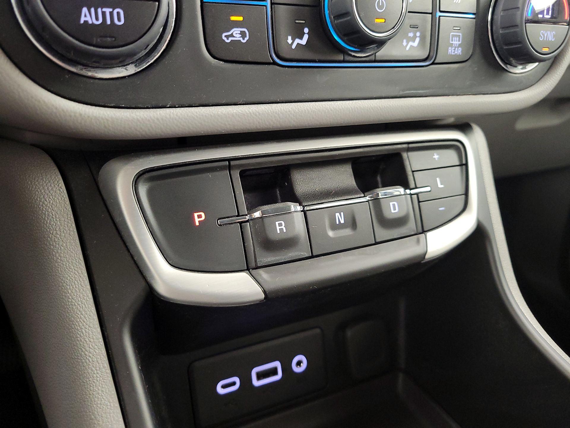 Thumbnail: 2023 GMC Terrain - 17