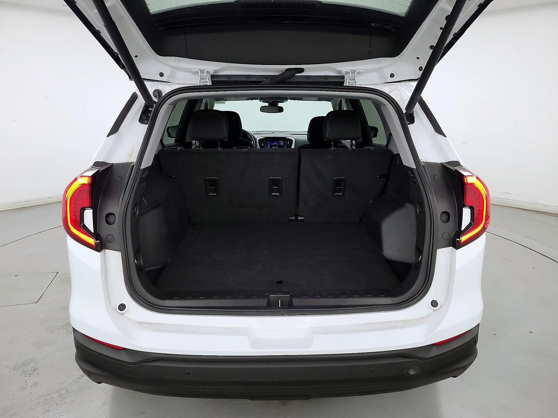 Thumbnail: 2023 GMC Terrain - 20