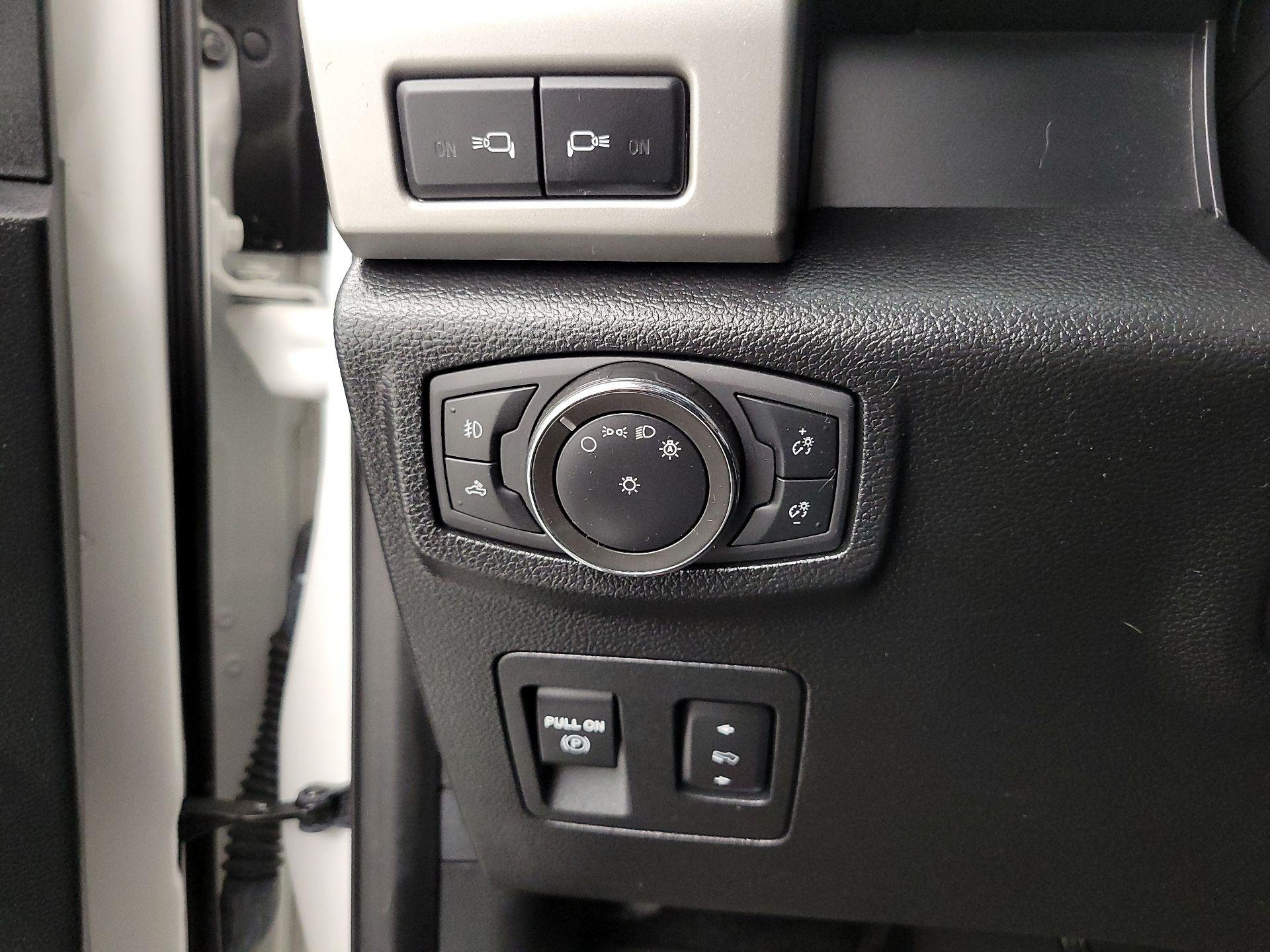 Thumbnail: 2020 Ford F-150 - 13