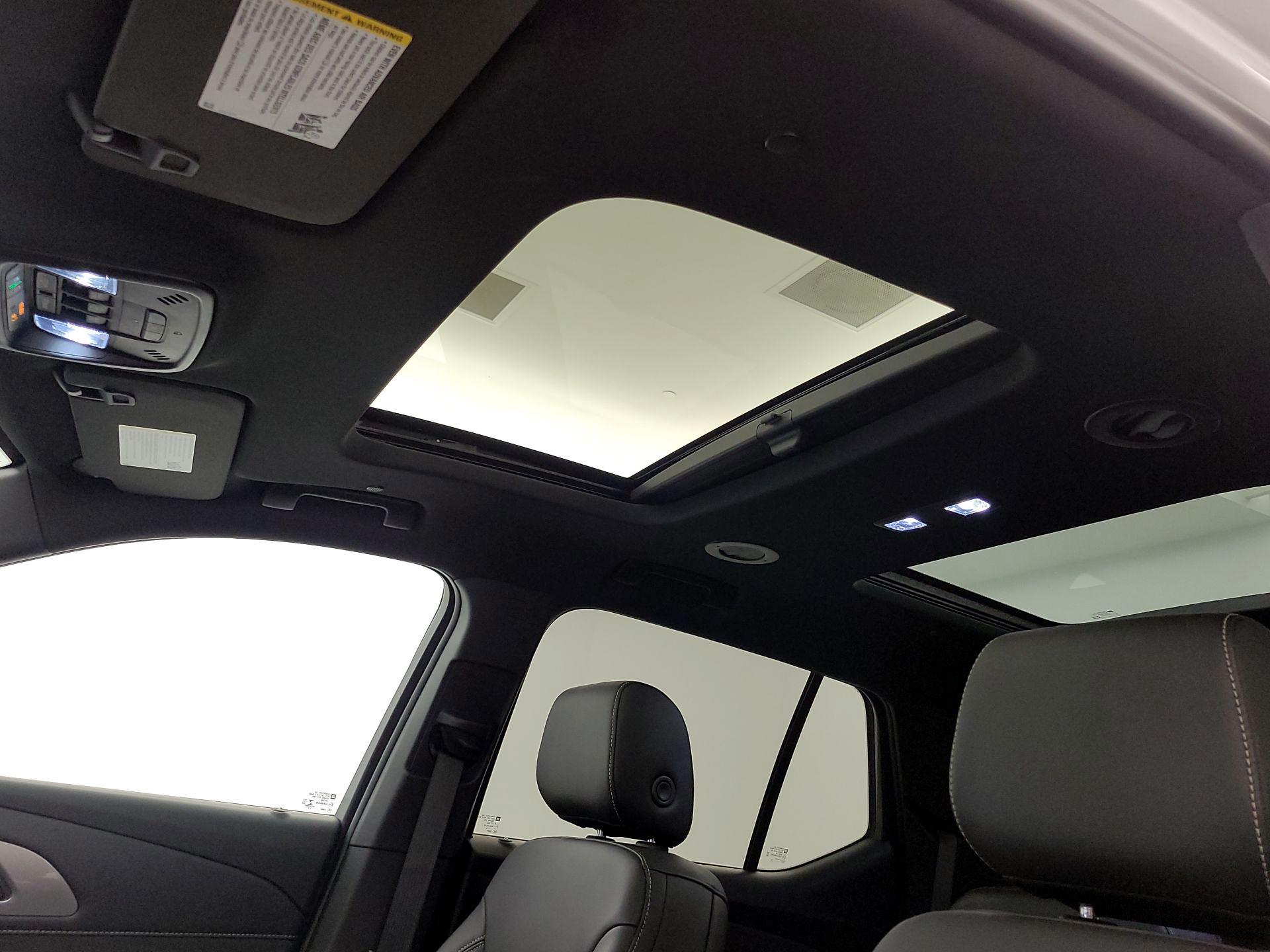 Thumbnail: 2022 Chevrolet Traverse - 20