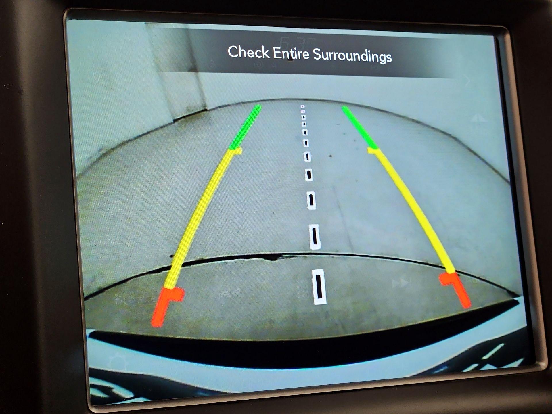 Thumbnail: 2018 Jeep Grand Cherokee - 15