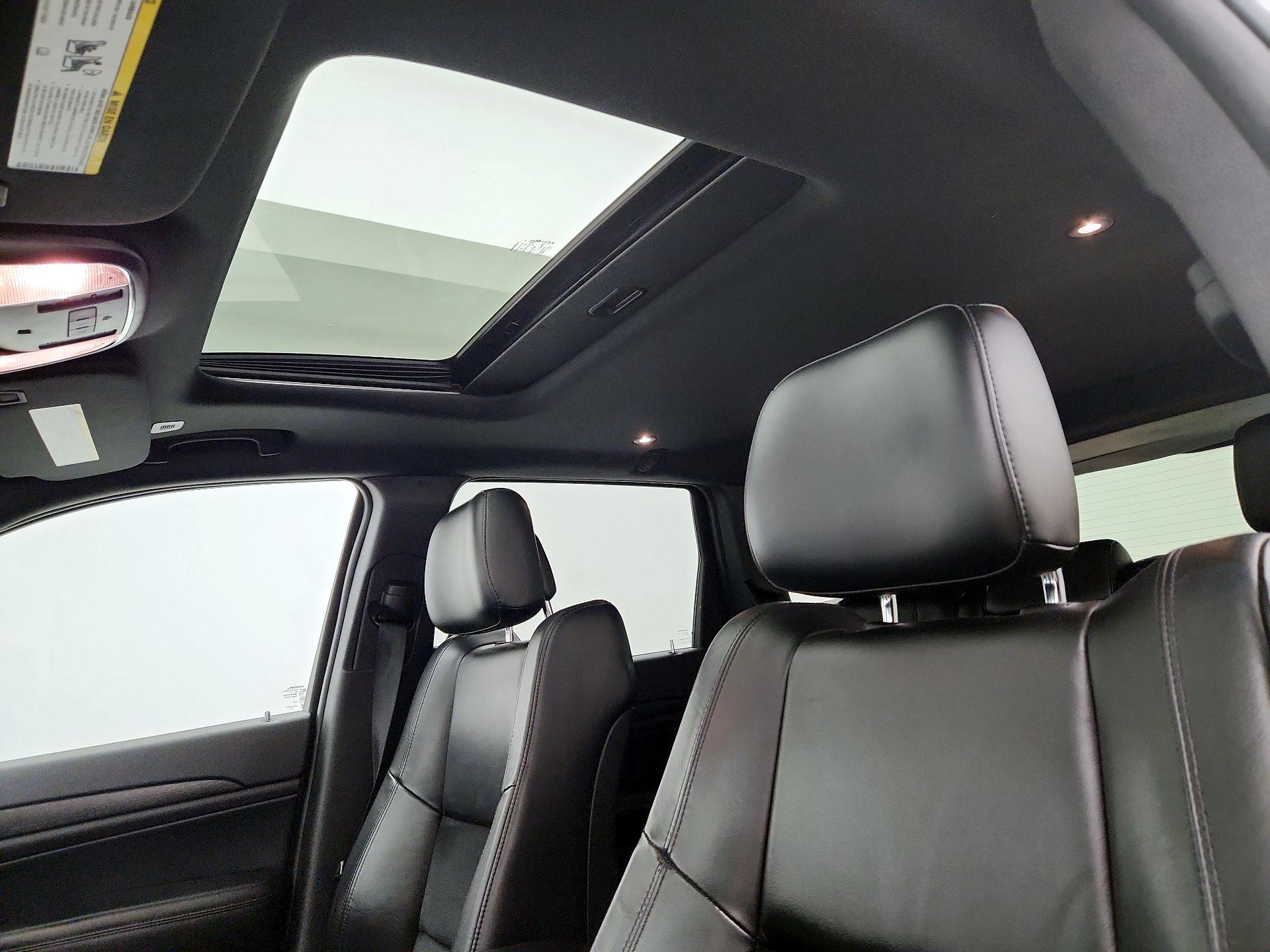 Thumbnail: 2018 Jeep Grand Cherokee - 20