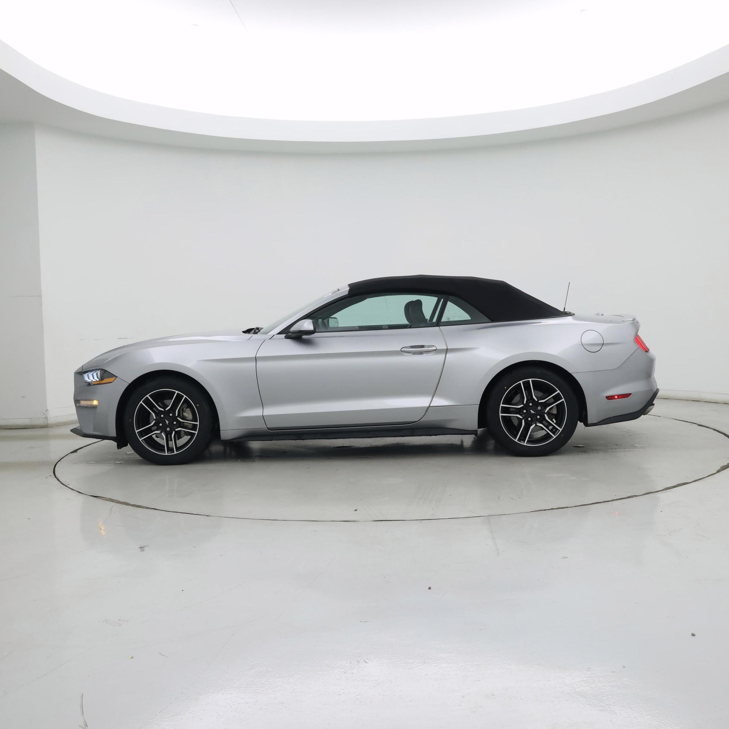 Thumbnail: 2020 Ford Mustang - 3