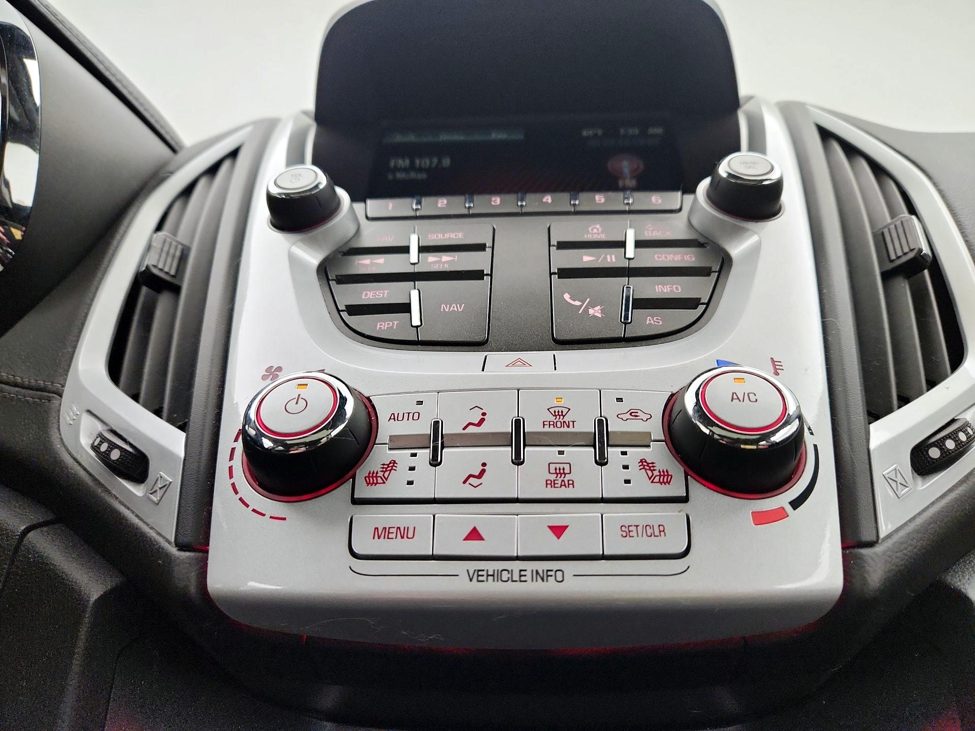 Thumbnail: 2016 GMC Terrain - 17