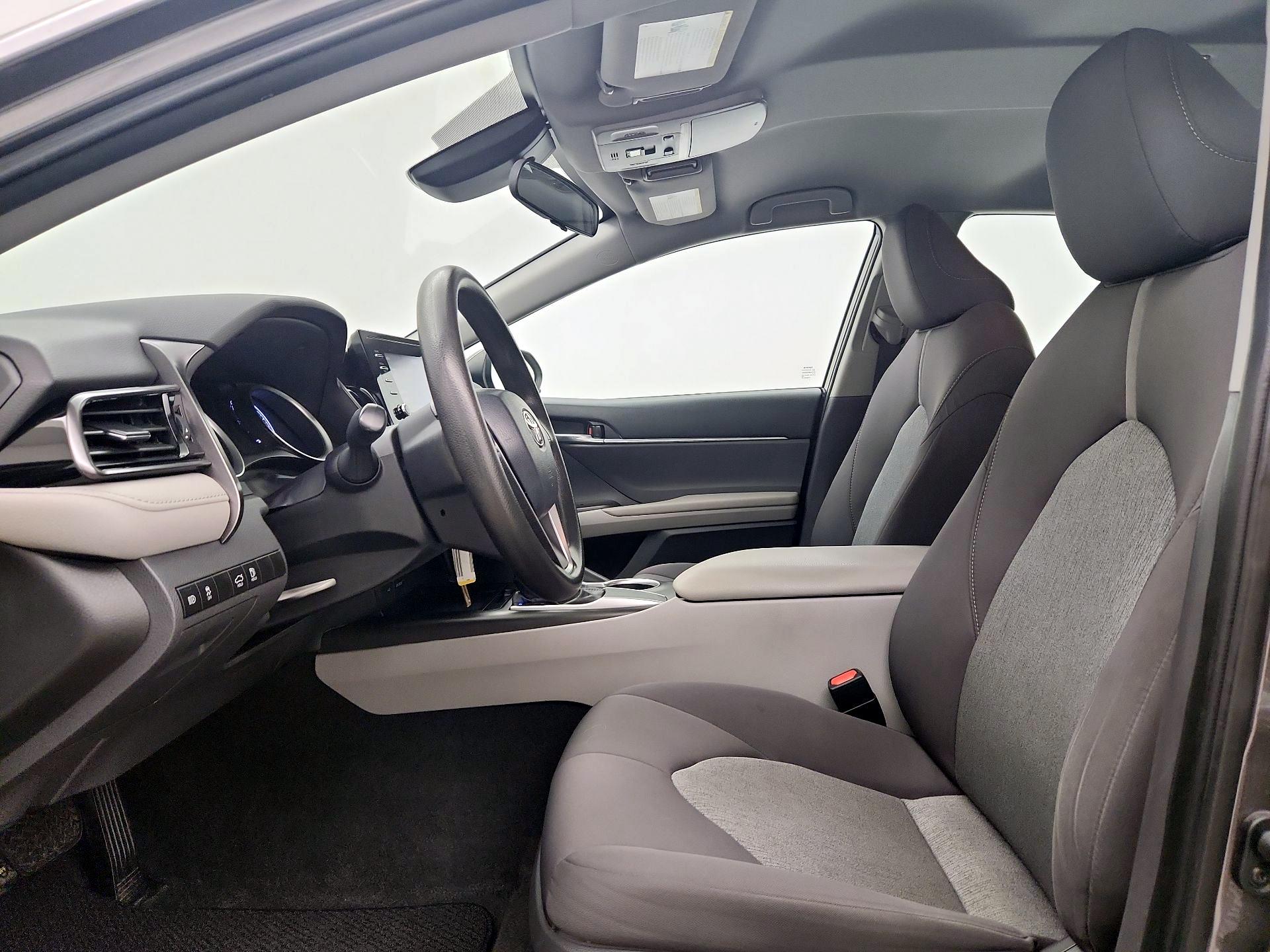 Thumbnail: 2021 Toyota Camry - 11