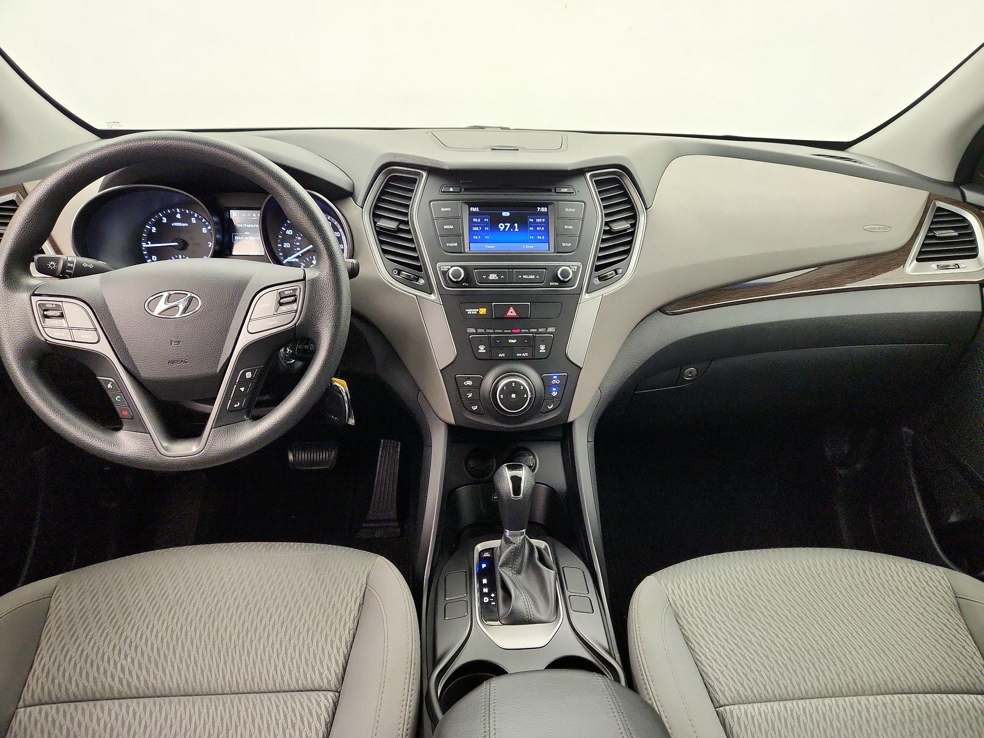 Thumbnail: 2018 Hyundai Santa Fe - 9