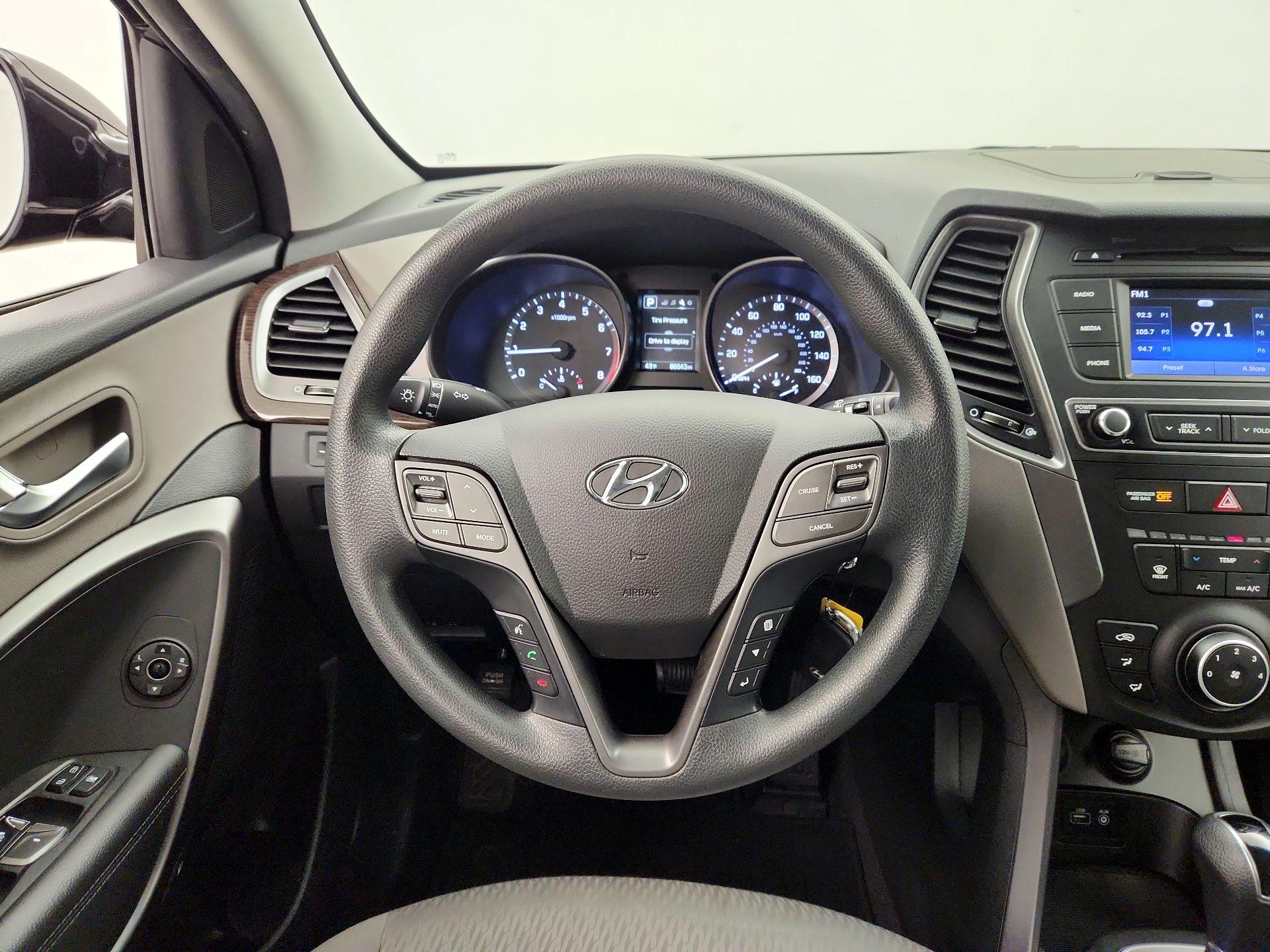 Thumbnail: 2018 Hyundai Santa Fe - 10