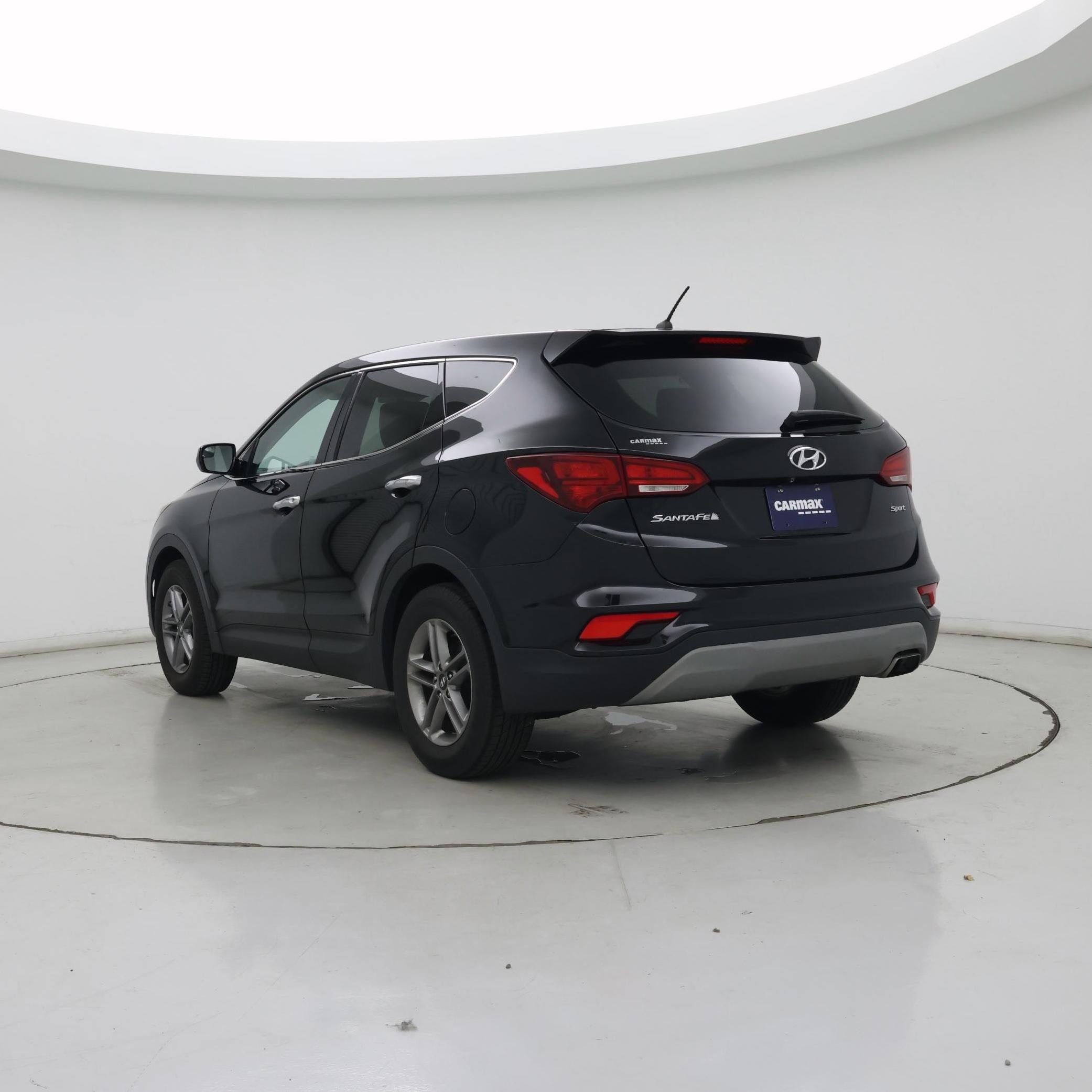 Thumbnail: 2018 Hyundai Santa Fe - 2