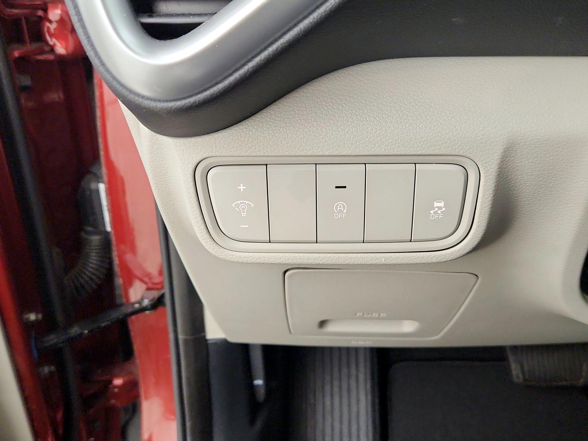 Thumbnail: 2020 Kia Soul - 13