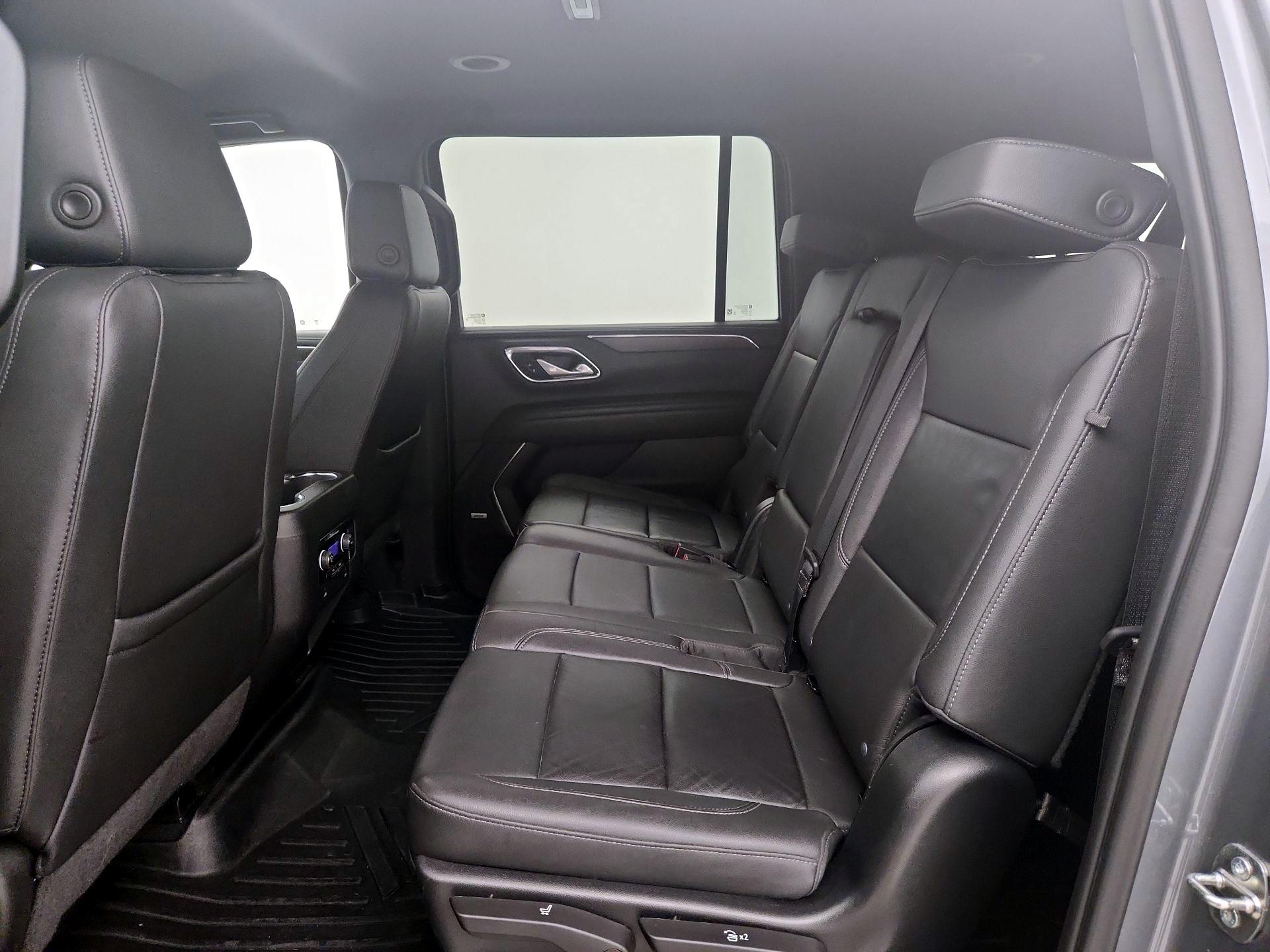 Thumbnail: 2022 Chevrolet Suburban - 20