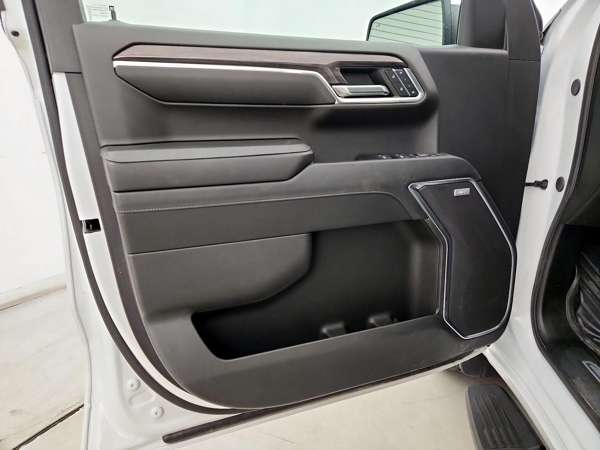 Thumbnail: 2024 Chevrolet Silverado 1500 - 12